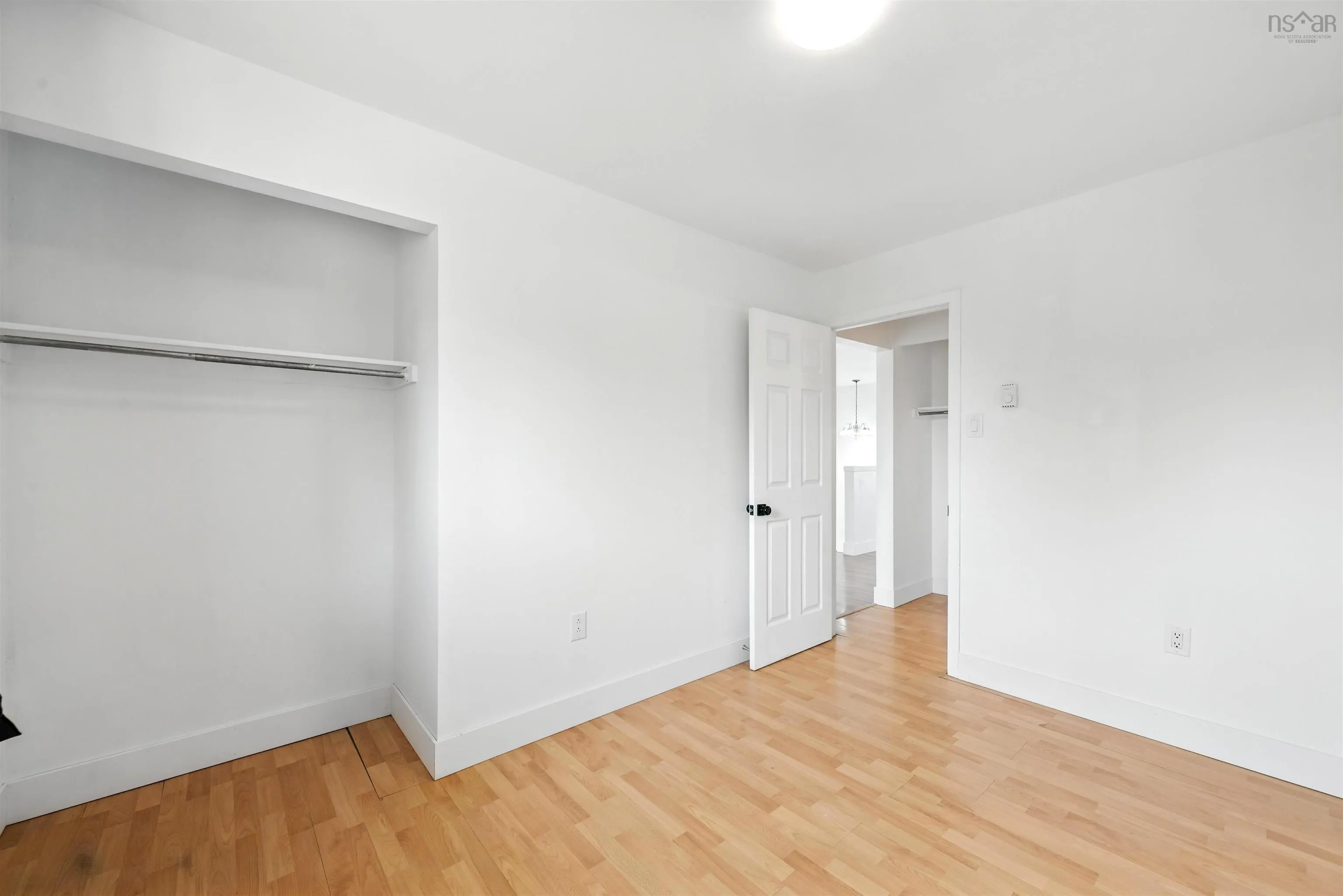 484 Renfrew Street, Dartmouth, NS B2Y 2M5, 3 Bedrooms Bedrooms, ,2 BathroomsBathrooms,Residential,For Sale,Renfrew,202519931