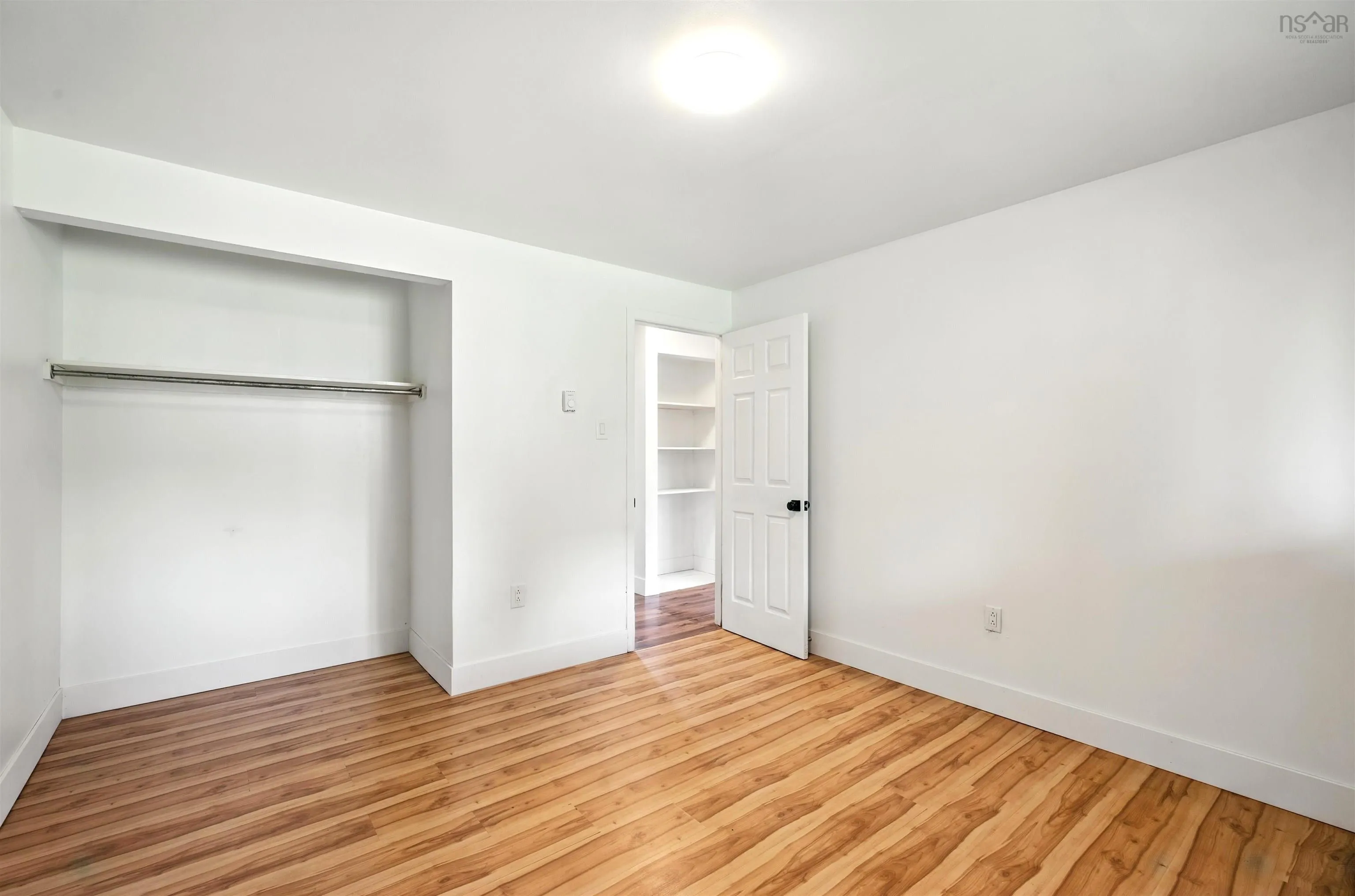 484 Renfrew Street, Dartmouth, NS B2Y 2M5, 3 Bedrooms Bedrooms, ,2 BathroomsBathrooms,Residential,For Sale,Renfrew,202519931