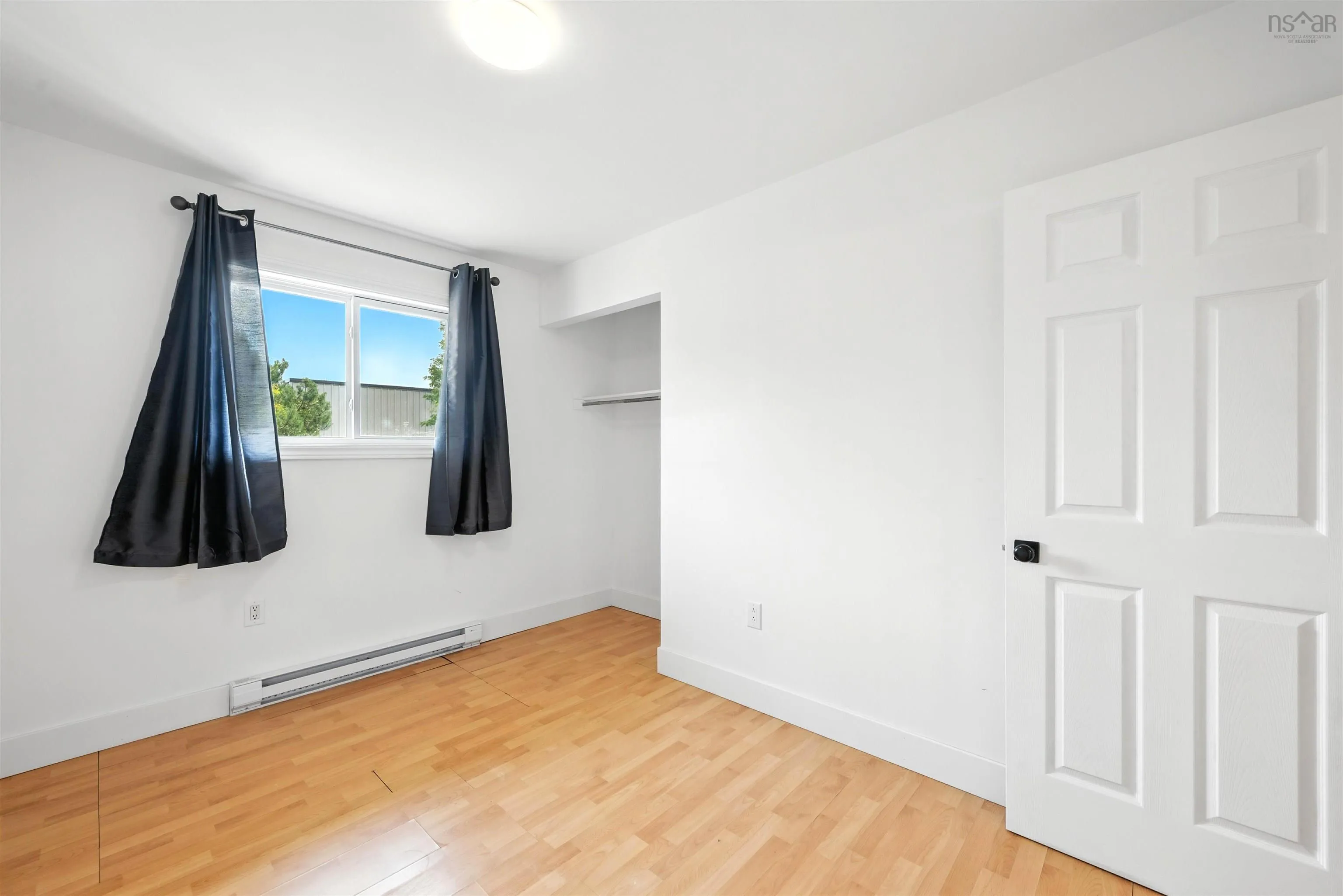 484 Renfrew Street, Dartmouth, NS B2Y 2M5, 3 Bedrooms Bedrooms, ,2 BathroomsBathrooms,Residential,For Sale,Renfrew,202519931