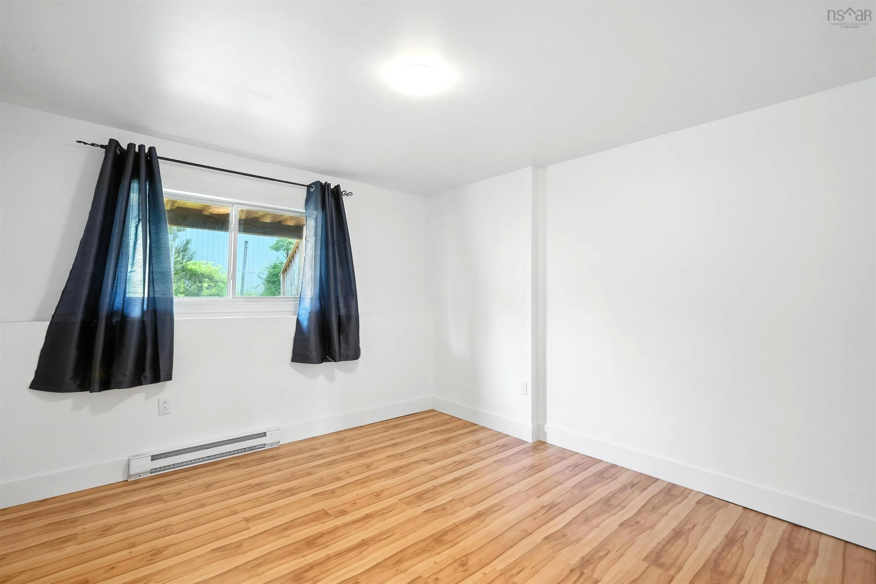 484 Renfrew Street, Dartmouth, NS B2Y 2M5, 3 Bedrooms Bedrooms, ,2 BathroomsBathrooms,Residential,For Sale,Renfrew,202519931