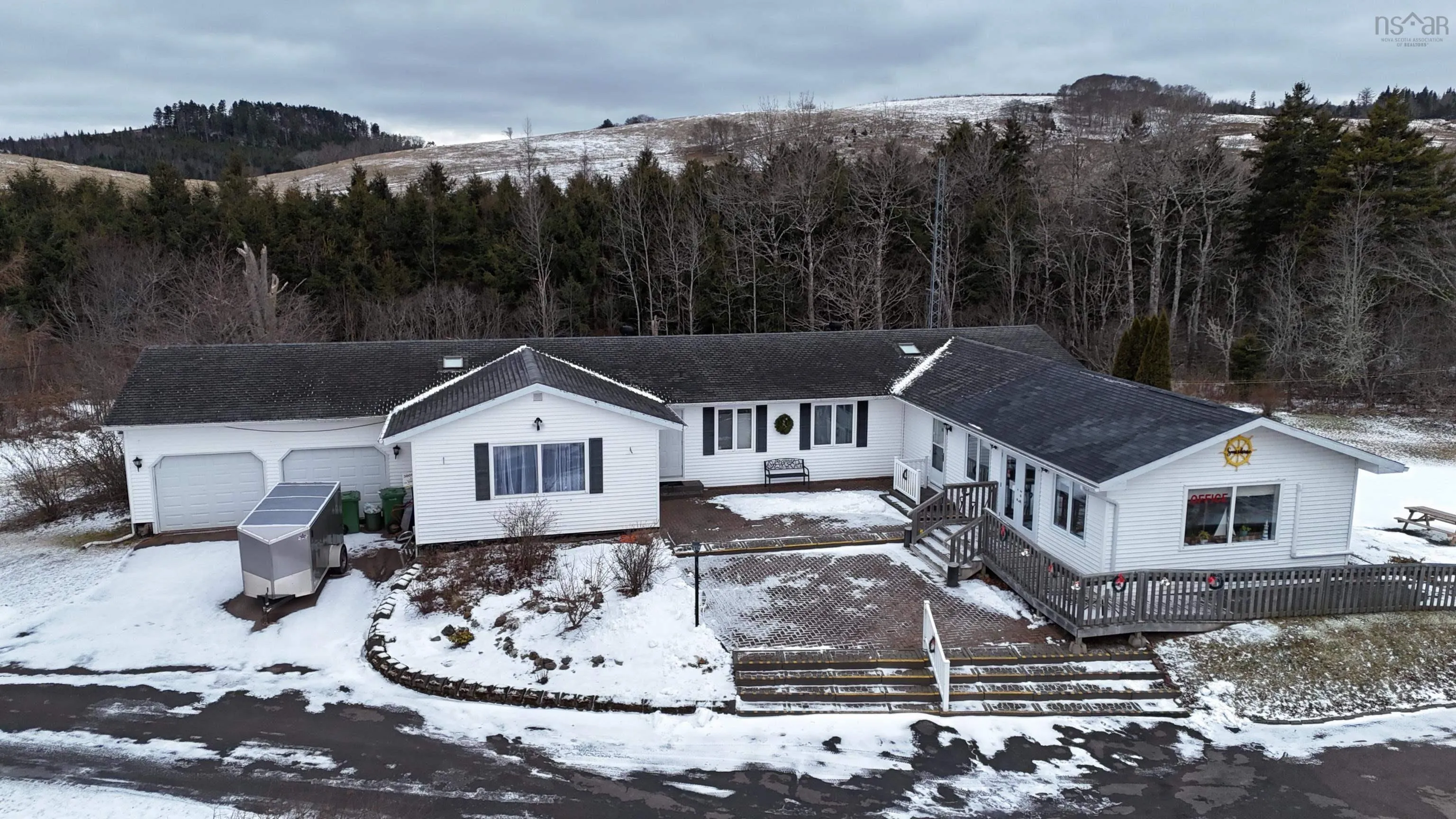 4487 2 Highway, Cross Roads, NS B0M 1S0, ,Commercial Sale,For Sale,2,202501285