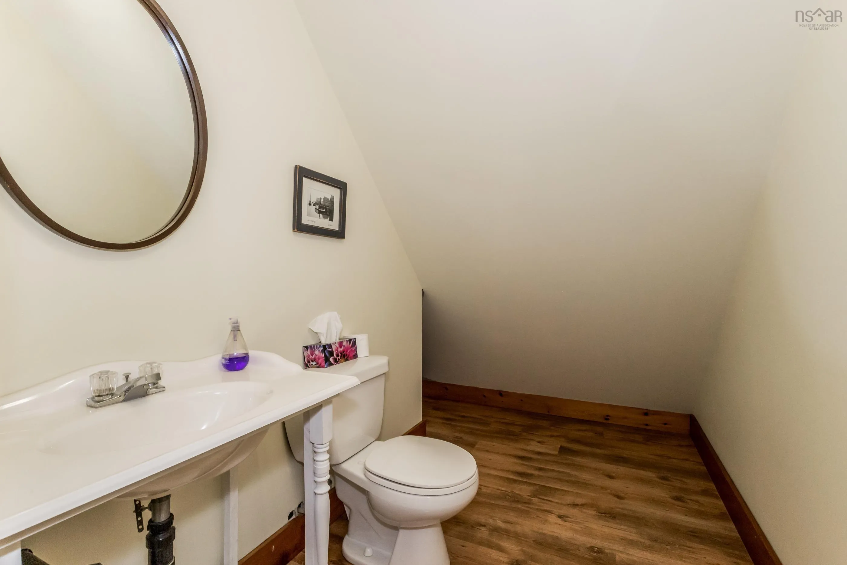 40 Wall Street, Canada Creek, NS B0P 1V0, 3 Bedrooms Bedrooms, ,2 BathroomsBathrooms,Residential,For Sale,Wall,202517936