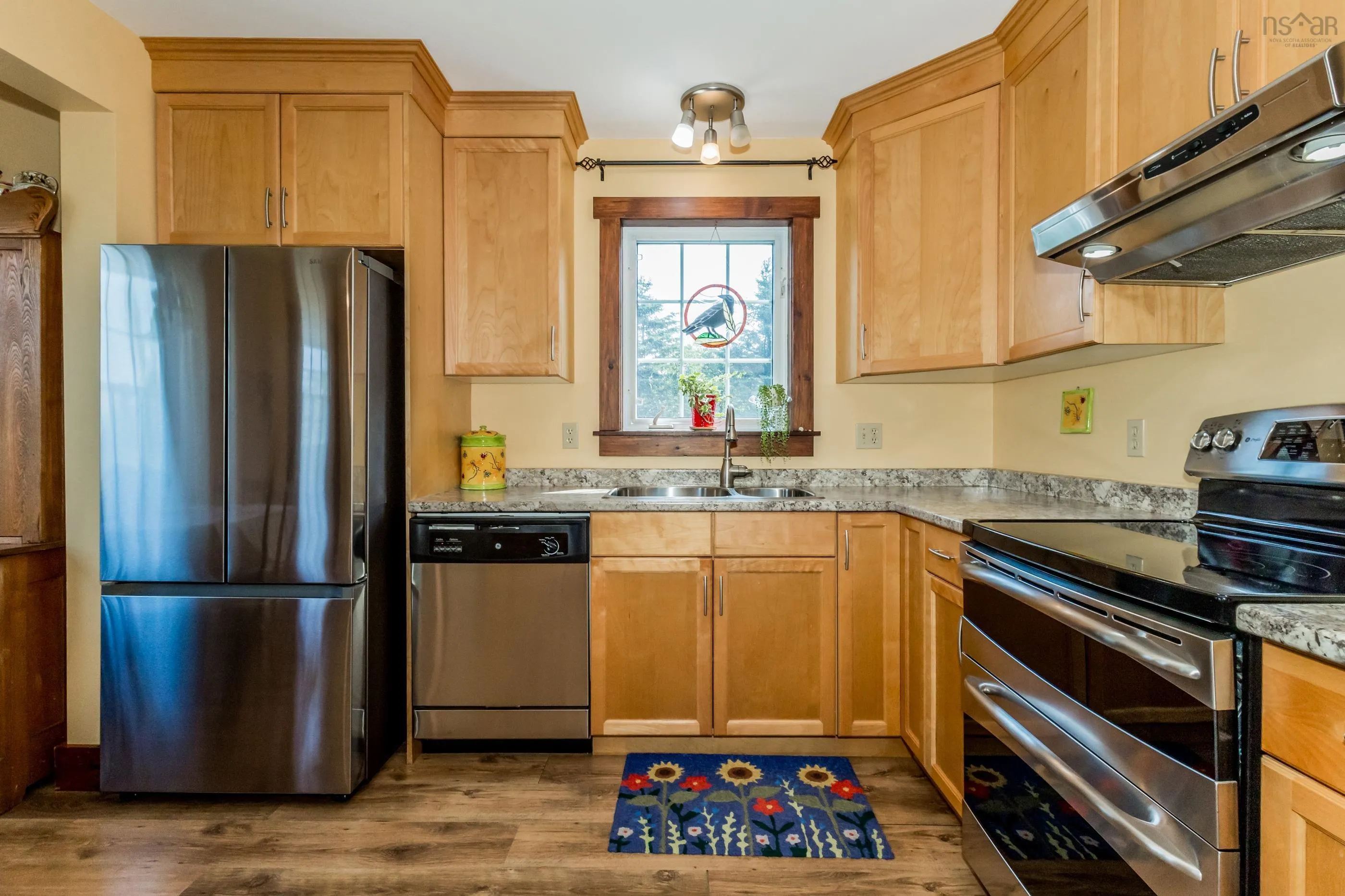 40 Wall Street, Canada Creek, NS B0P 1V0, 3 Bedrooms Bedrooms, ,2 BathroomsBathrooms,Residential,For Sale,Wall,202517936
