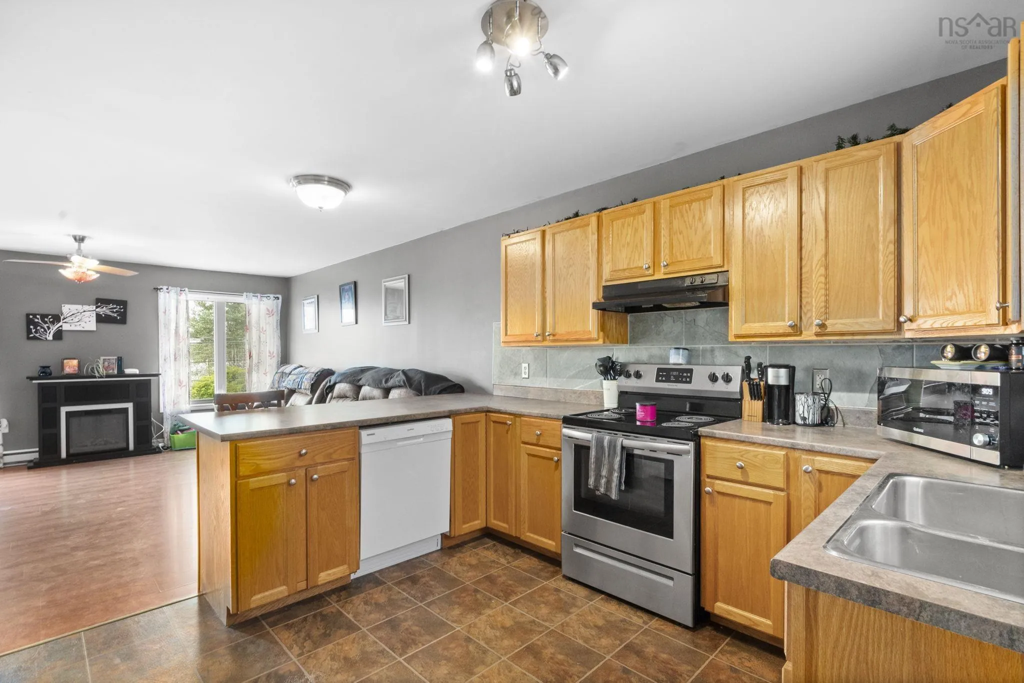 9 Harbourview Inn Loop, Salmon River Bridge, NS B0J 1P0, 4 Bedrooms Bedrooms, ,Residential Income,For Sale,Harbourview Inn Loop,202521256