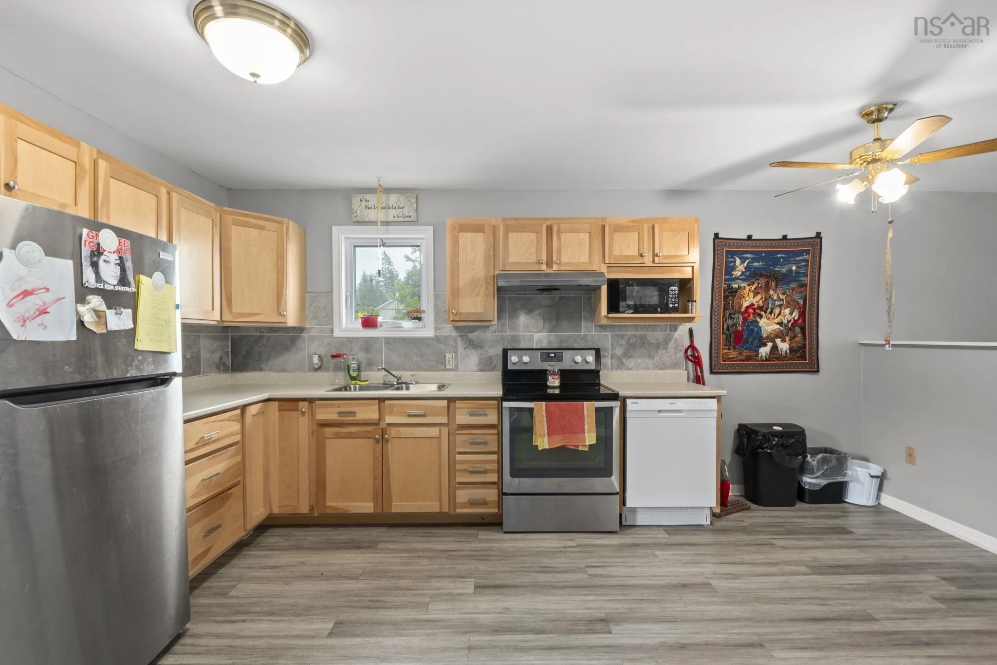 9 Harbourview Inn Loop, Salmon River Bridge, NS B0J 1P0, 4 Bedrooms Bedrooms, ,Residential Income,For Sale,Harbourview Inn Loop,202521256