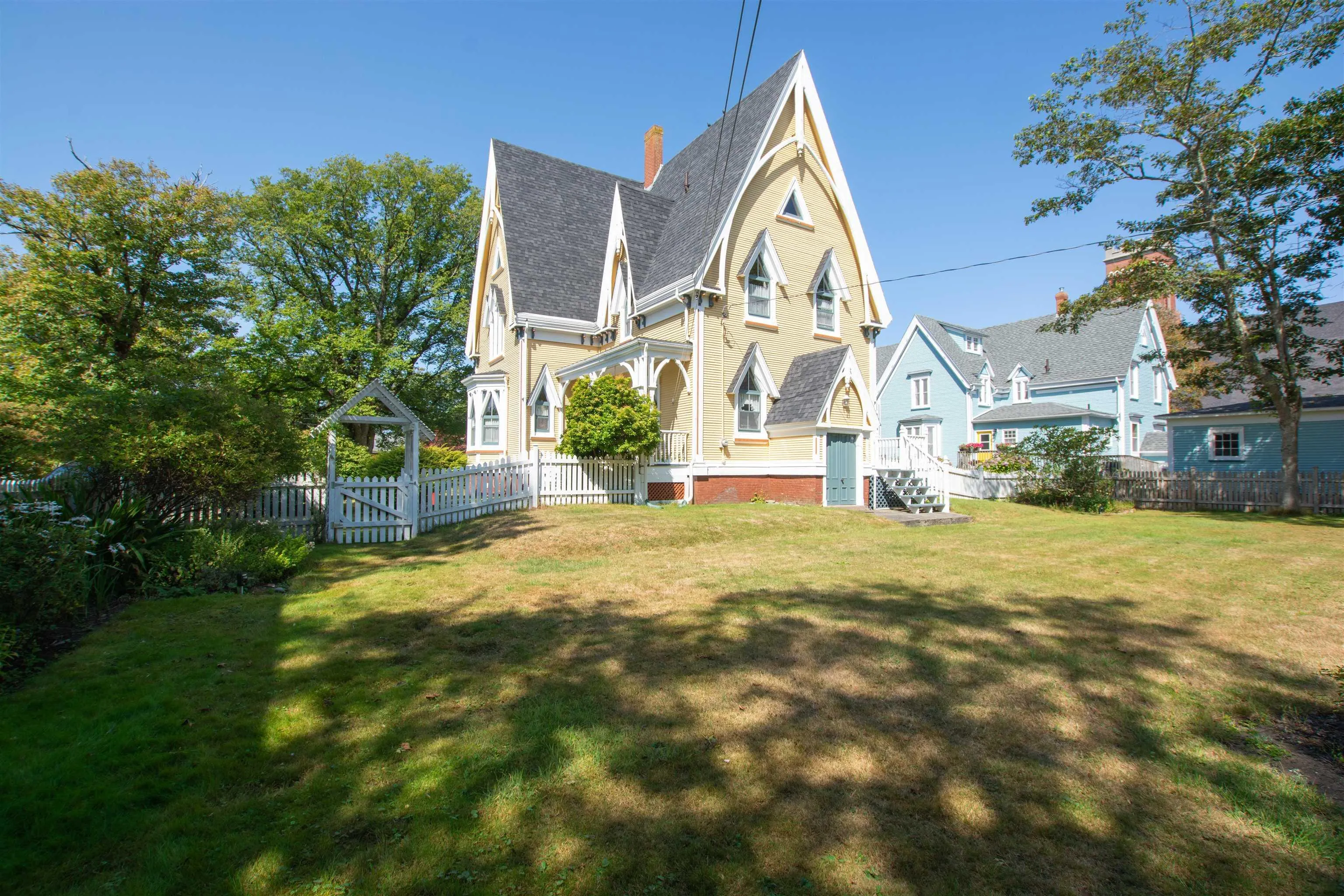 57 William Street, Yarmouth, NS B5A 1Y4, 5 Bedrooms Bedrooms, ,3 BathroomsBathrooms,Residential,For Sale,William,202522237