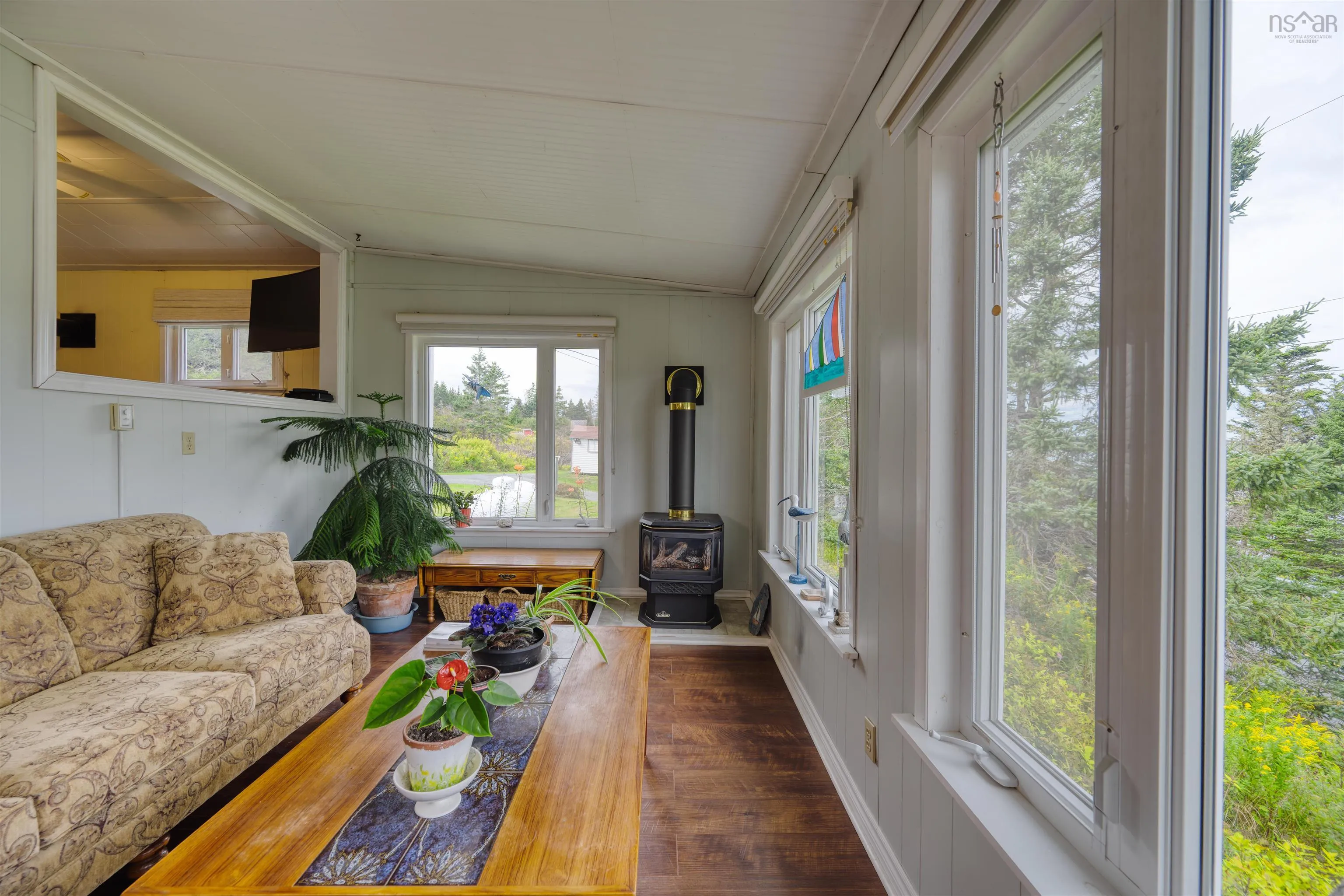 466 Beaver Harbour Road, Port Dufferin, NS B0J 2R0, 2 Bedrooms Bedrooms, ,2 BathroomsBathrooms,Residential,For Sale,Beaver Harbour,202523600