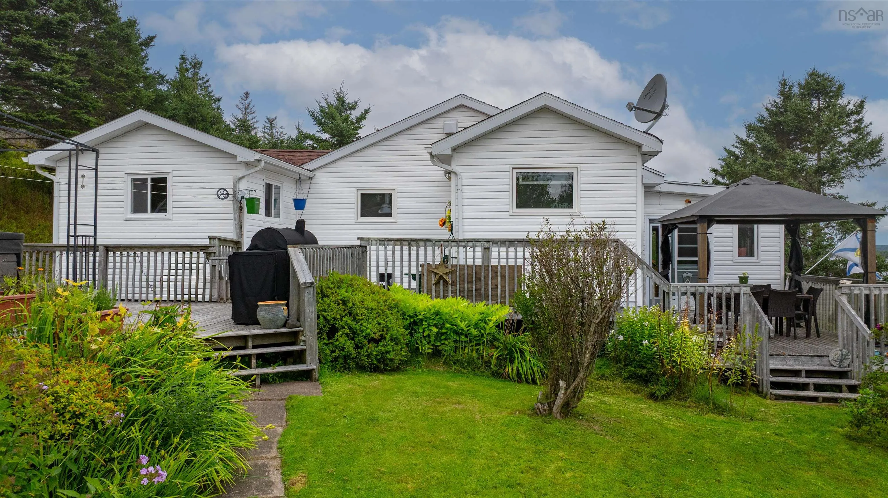 466 Beaver Harbour Road, Port Dufferin, NS B0J 2R0, 2 Bedrooms Bedrooms, ,2 BathroomsBathrooms,Residential,For Sale,Beaver Harbour,202523600