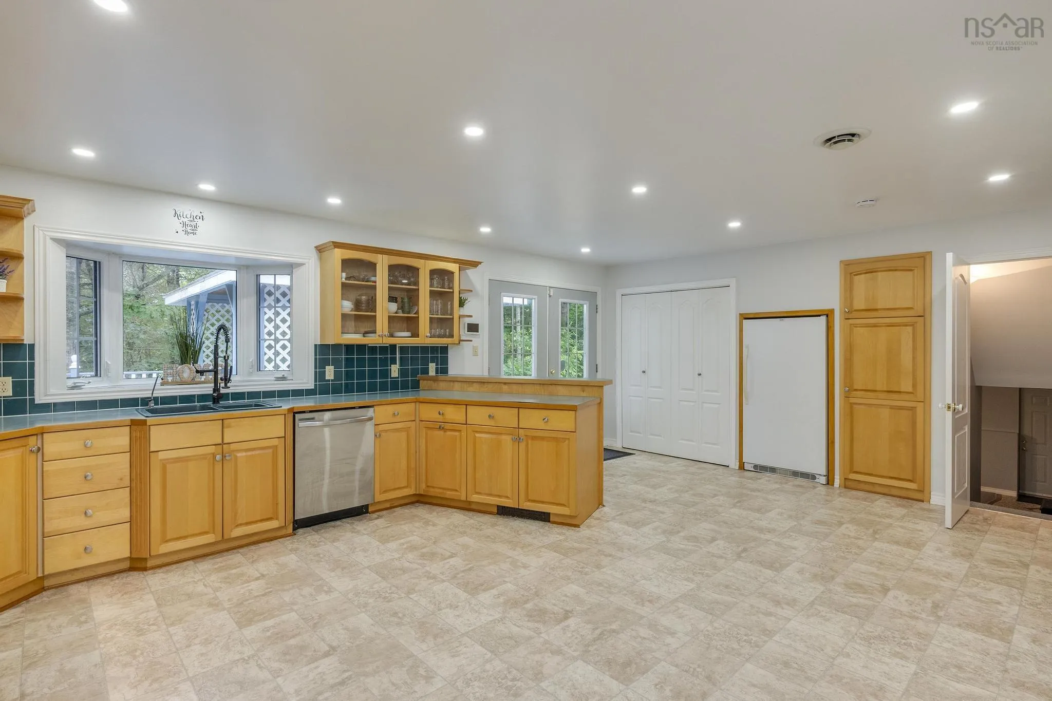 1333 Highway 1, East Kingston, NS B0P 1R0, 4 Bedrooms Bedrooms, ,3 BathroomsBathrooms,Residential,For Sale,Highway 1,202517342