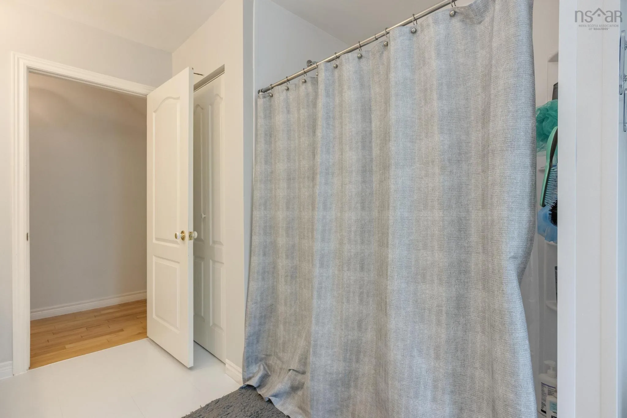 1333 Highway 1, East Kingston, NS B0P 1R0, 4 Bedrooms Bedrooms, ,3 BathroomsBathrooms,Residential,For Sale,Highway 1,202517342