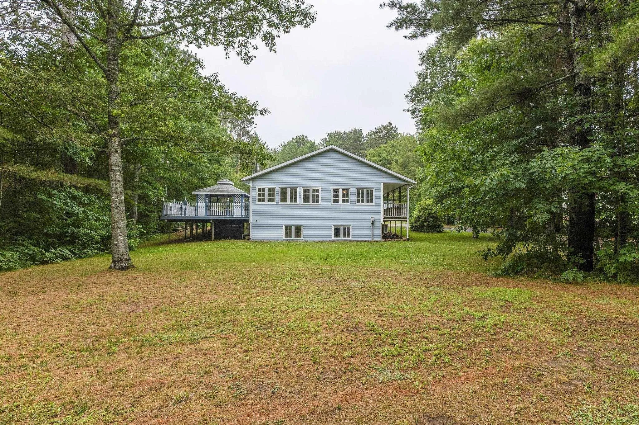 1333 Highway 1, East Kingston, NS B0P 1R0, 4 Bedrooms Bedrooms, ,3 BathroomsBathrooms,Residential,For Sale,Highway 1,202517342