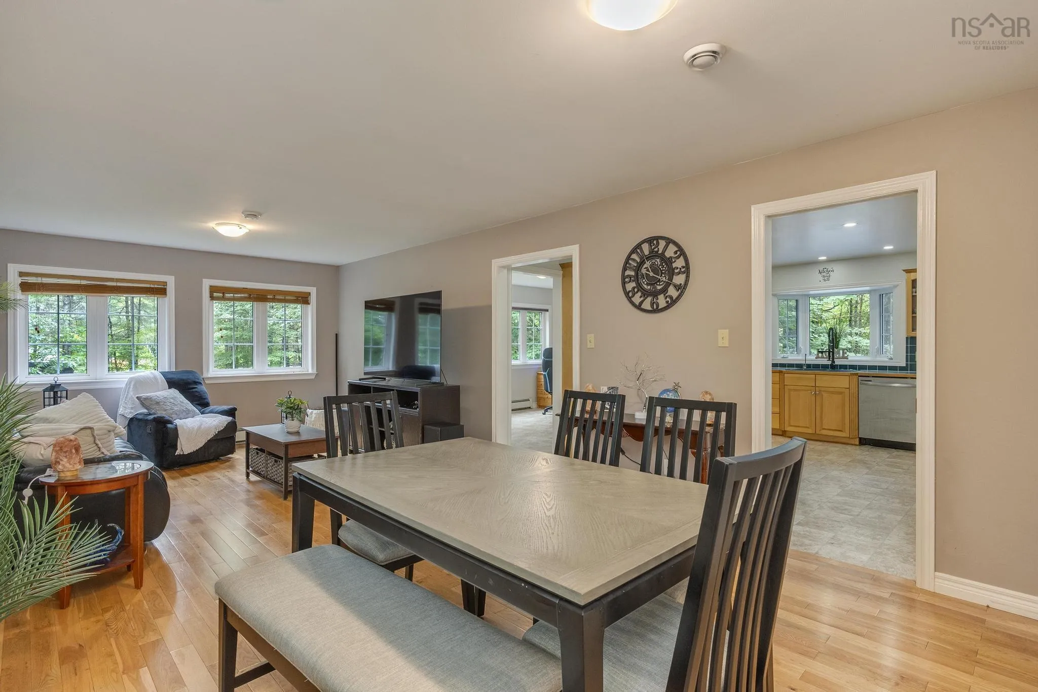 1333 Highway 1, East Kingston, NS B0P 1R0, 4 Bedrooms Bedrooms, ,3 BathroomsBathrooms,Residential,For Sale,Highway 1,202517342