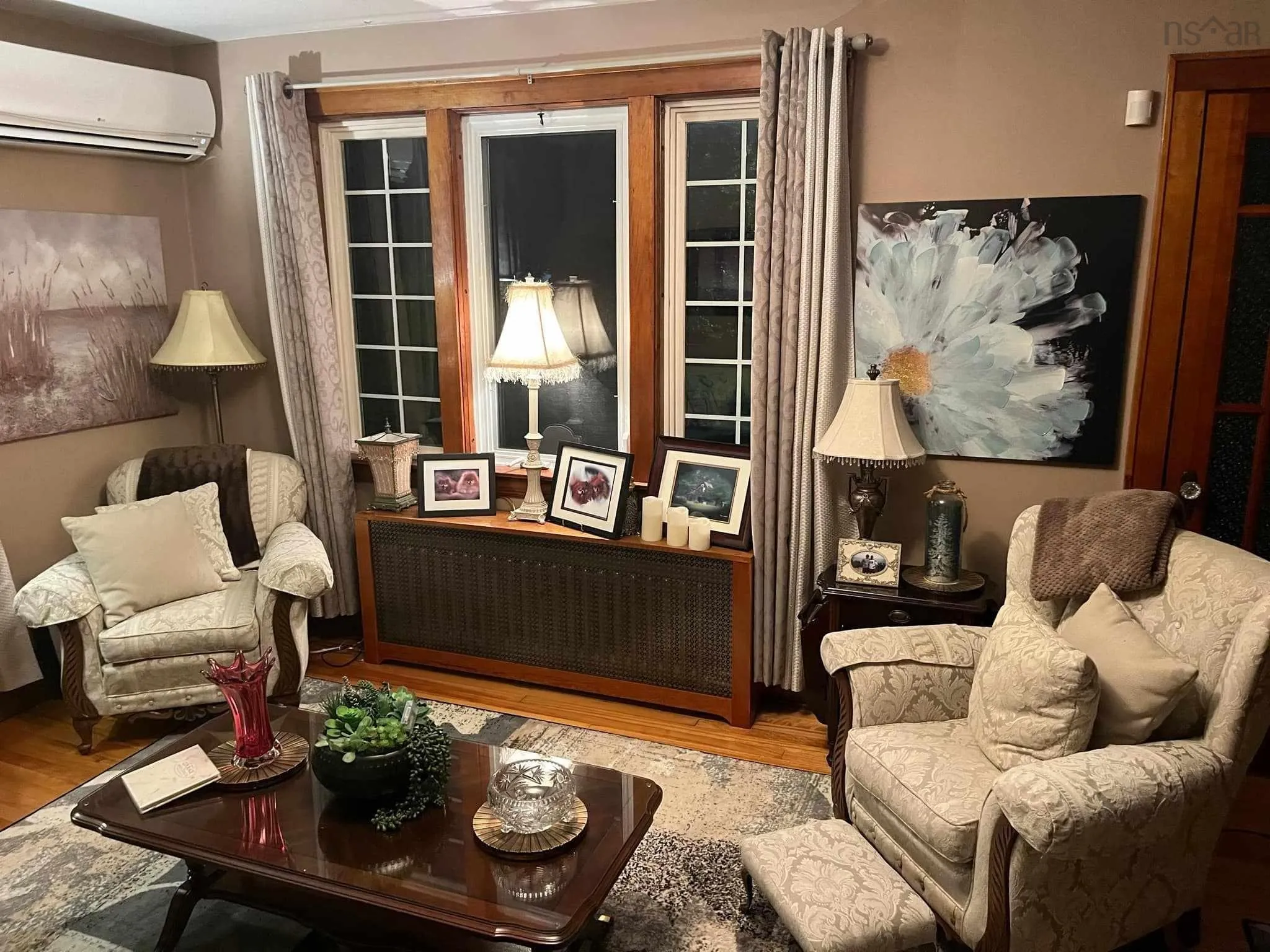 31 Royal Avenue, Sydney, NS B1P 4M1, 3 Bedrooms Bedrooms, ,1 BathroomBathrooms,Residential,For Sale,Royal,202520502