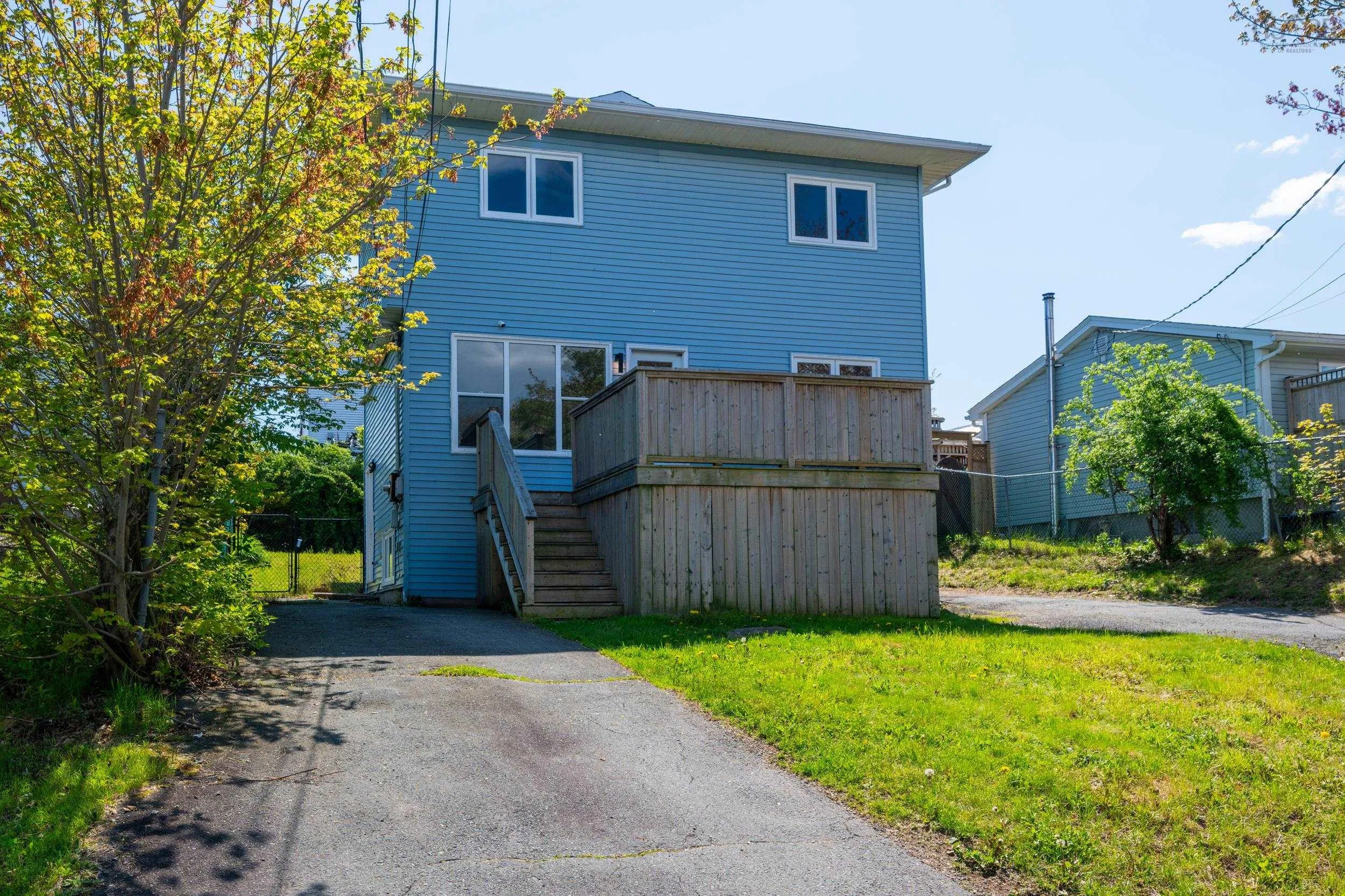 12a Spencer Avenue, Halifax, NS B3R 1S6, 6 Bedrooms Bedrooms, ,Residential Income,For Sale,Spencer,202512572