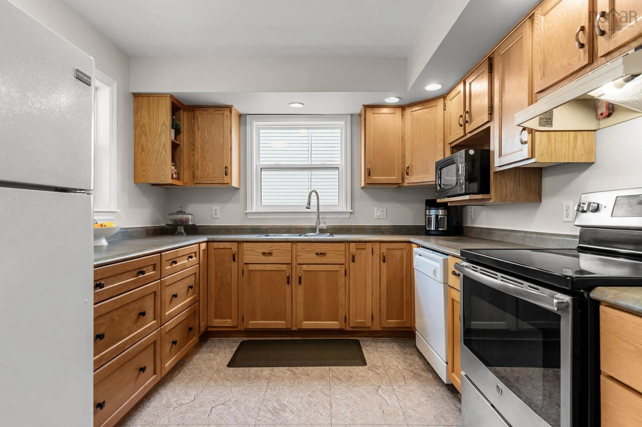 235 Greenwood Avenue, Timberlea, NS B3T 1H8, 3 Bedrooms Bedrooms, ,3 BathroomsBathrooms,Residential,For Sale,Greenwood,202521804