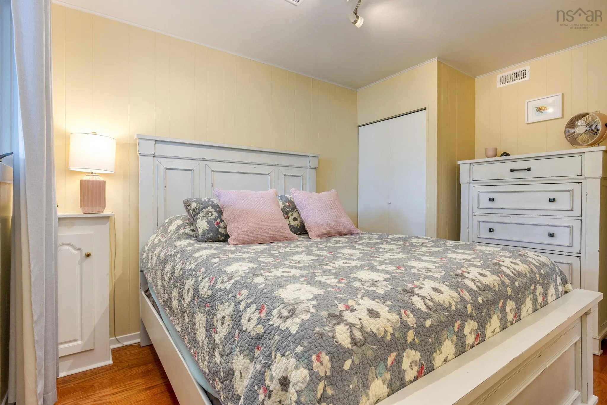 10 Palisade Place, Halifax, NS B3M 2Y8, 2 Bedrooms Bedrooms, ,2 BathroomsBathrooms,Residential,For Sale,Palisade,202524623
