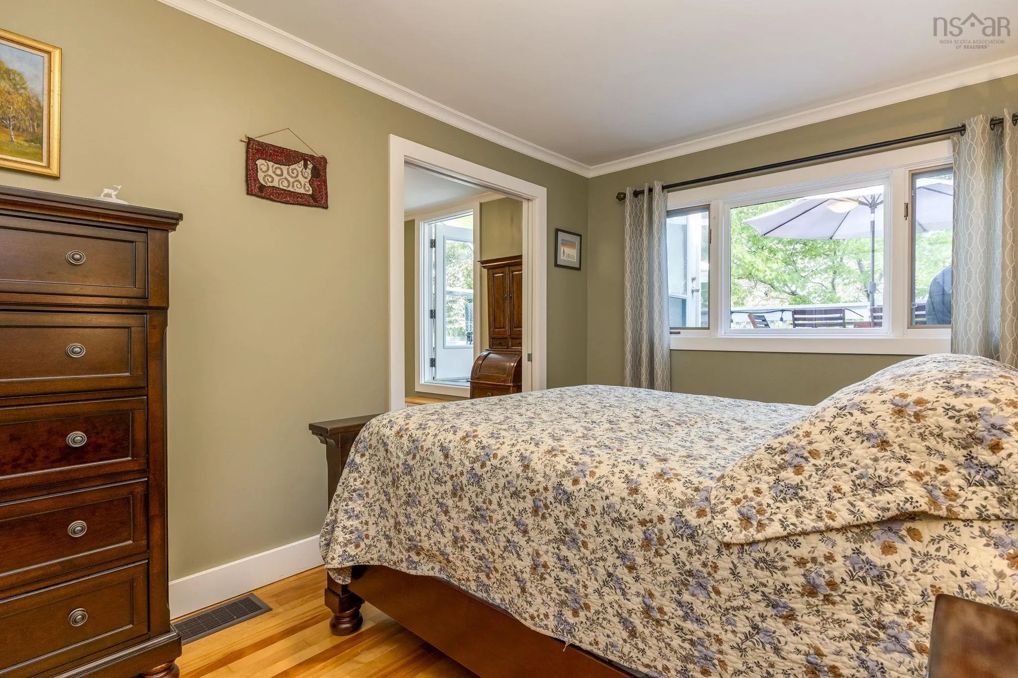 10 Palisade Place, Halifax, NS B3M 2Y8, 2 Bedrooms Bedrooms, ,2 BathroomsBathrooms,Residential,For Sale,Palisade,202524623