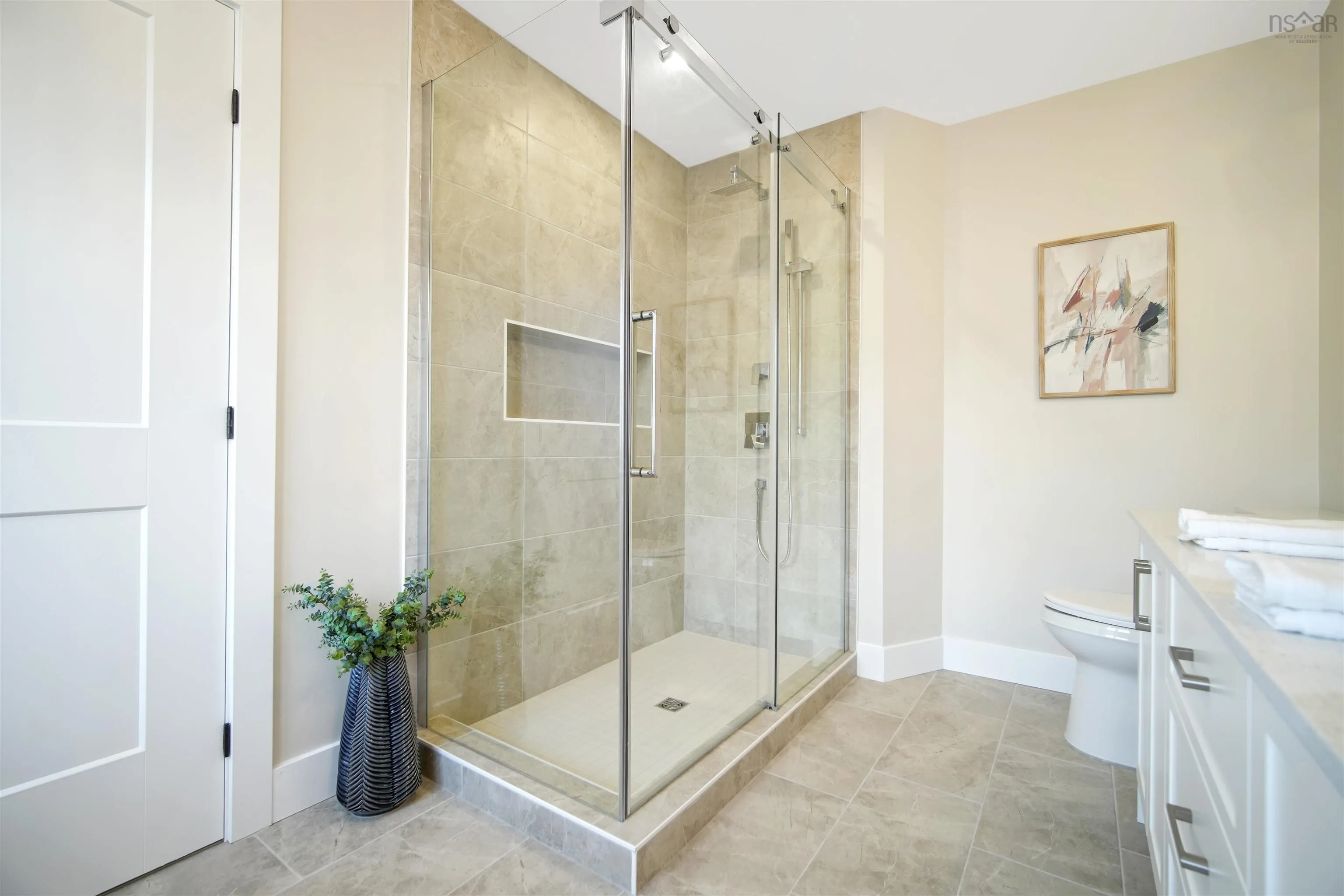 53 Pearlgarden Close, Dartmouth, NS B2X 2G1, 3 Bedrooms Bedrooms, ,3 BathroomsBathrooms,Residential,For Sale,Pearlgarden,202523864