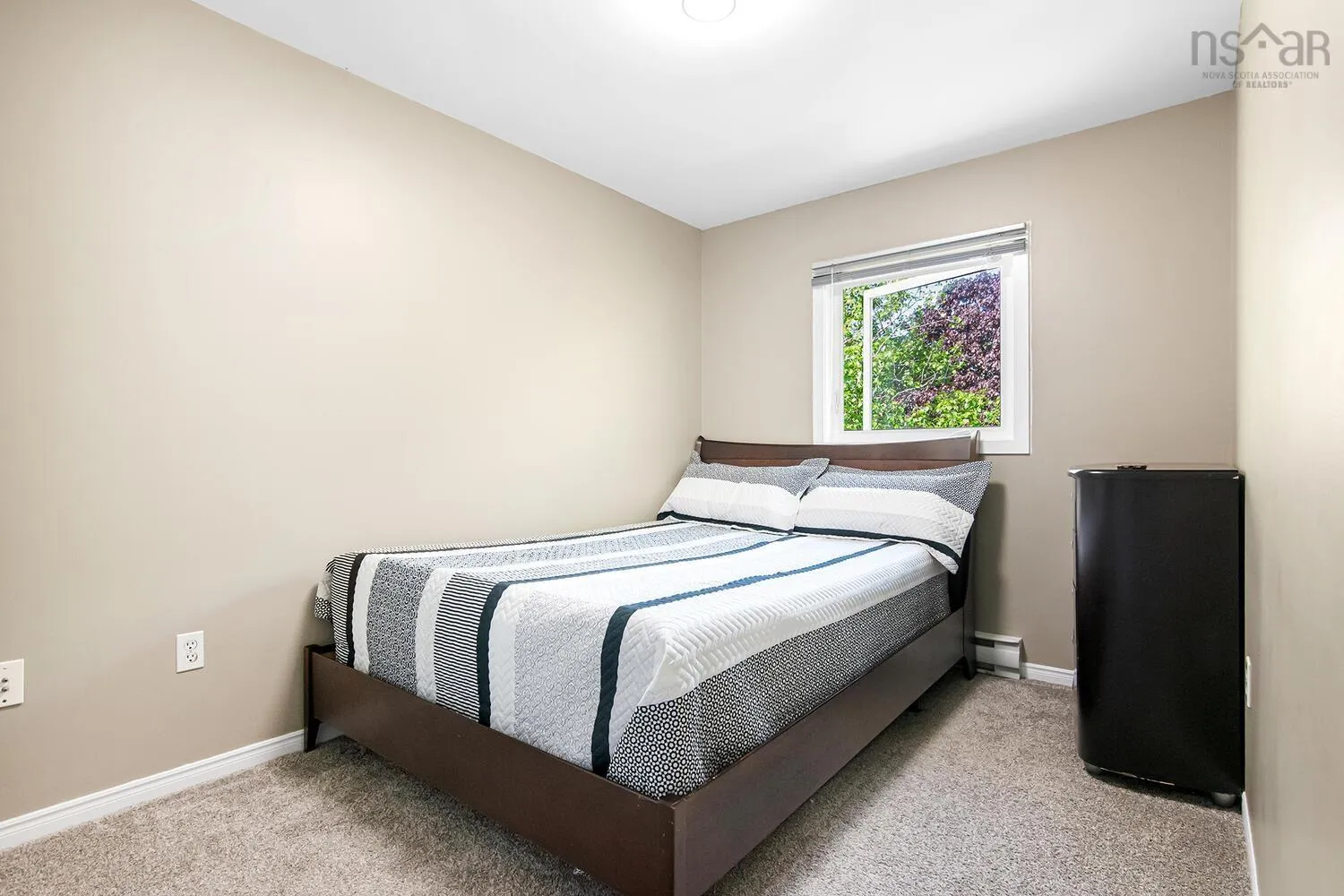 37 Oakvale Court, Timberlea, NS B3T 1K7, 5 Bedrooms Bedrooms, ,3 BathroomsBathrooms,Residential,For Sale,Oakvale,202513445