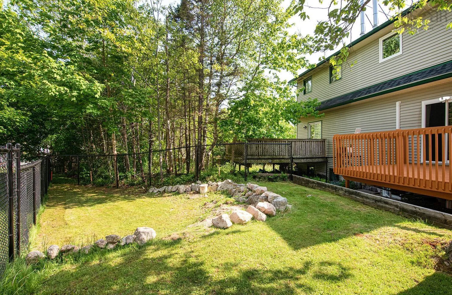 37 Oakvale Court, Timberlea, NS B3T 1K7, 5 Bedrooms Bedrooms, ,3 BathroomsBathrooms,Residential,For Sale,Oakvale,202513445
