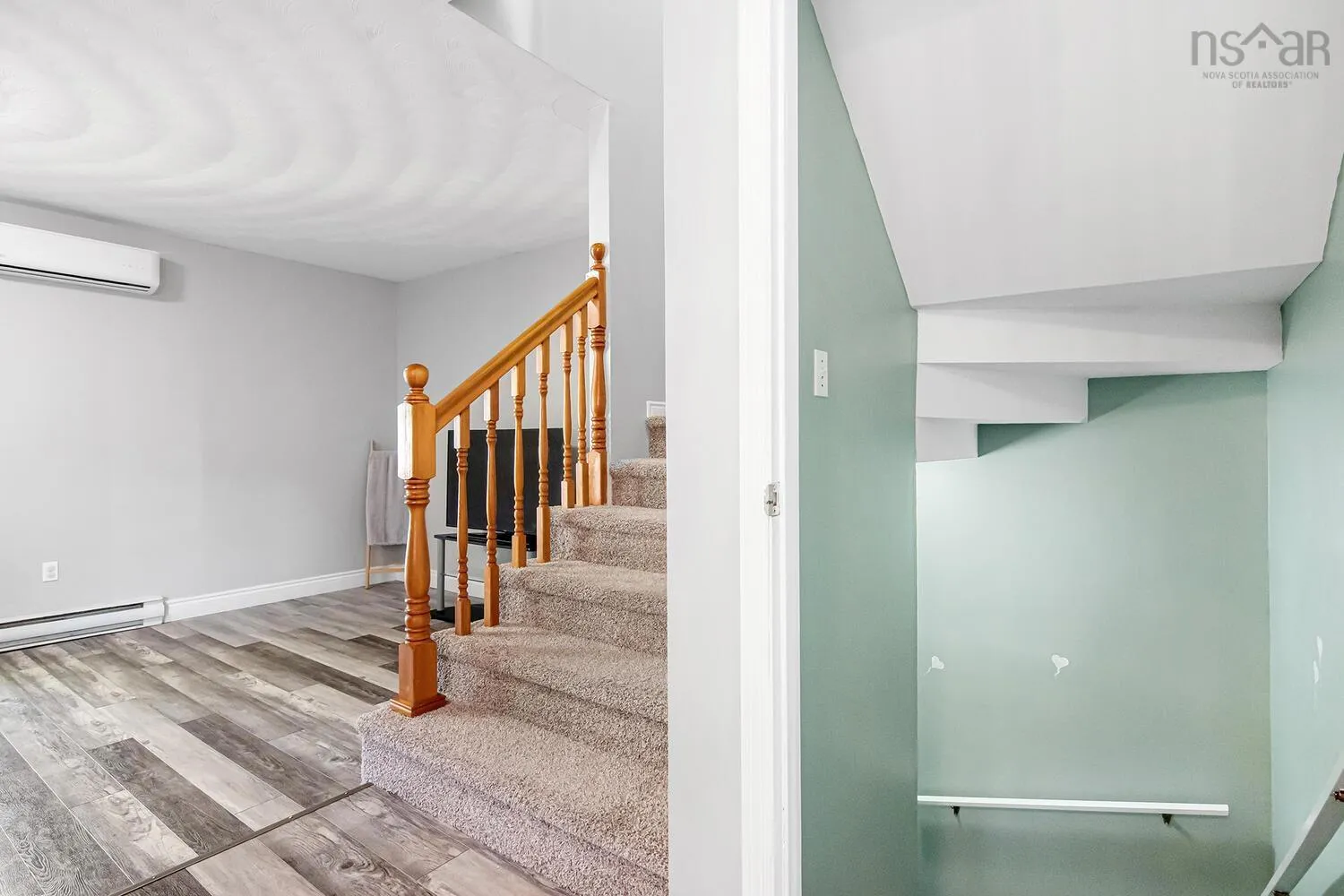 37 Oakvale Court, Timberlea, NS B3T 1K7, 5 Bedrooms Bedrooms, ,3 BathroomsBathrooms,Residential,For Sale,Oakvale,202513445