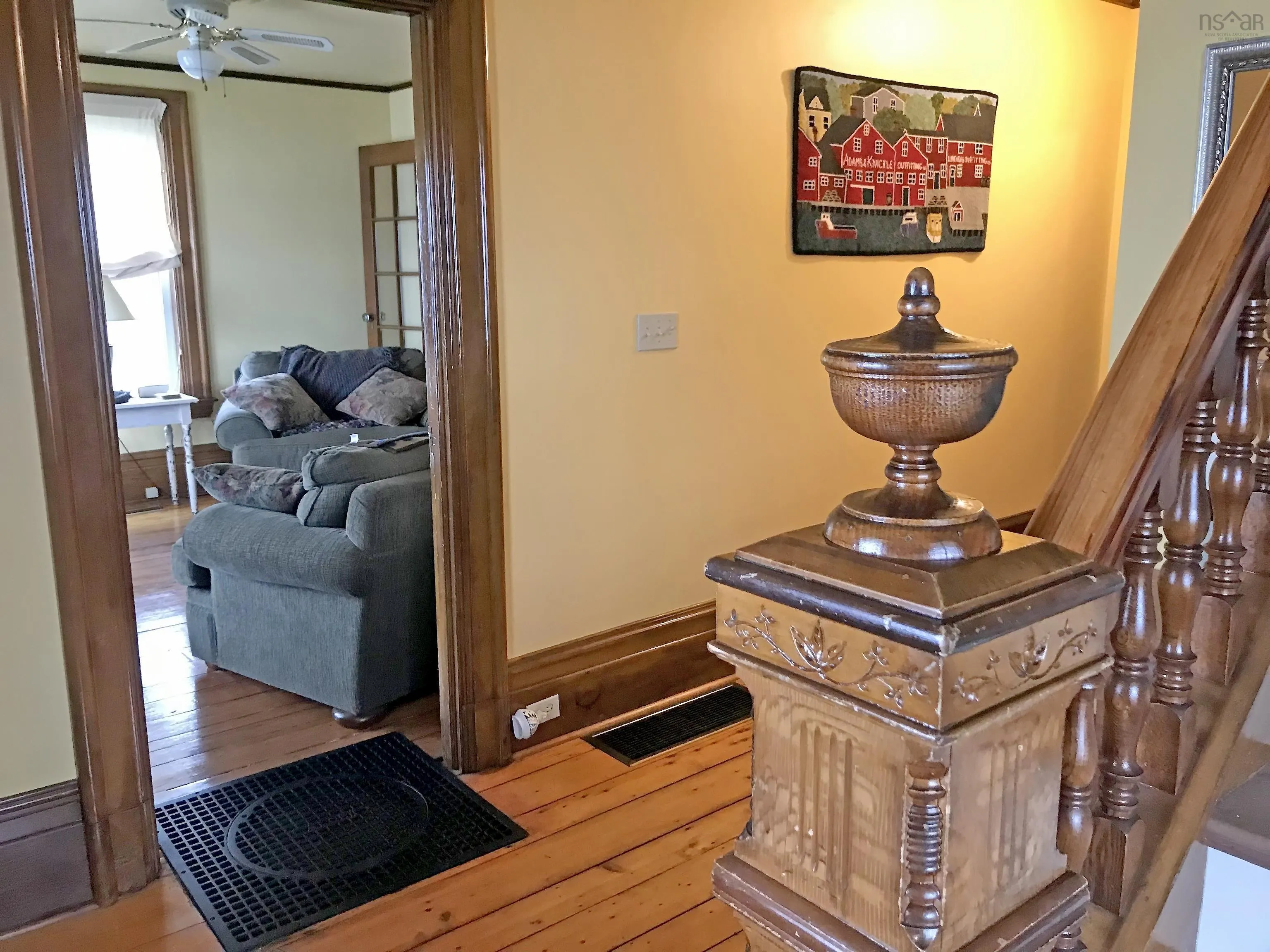 997 Main Street, Mahone Bay Ns B0j 2e0, 3 Bedrooms Bedrooms, ,2 BathroomsBathrooms,Residential,For Sale,Main,202503487