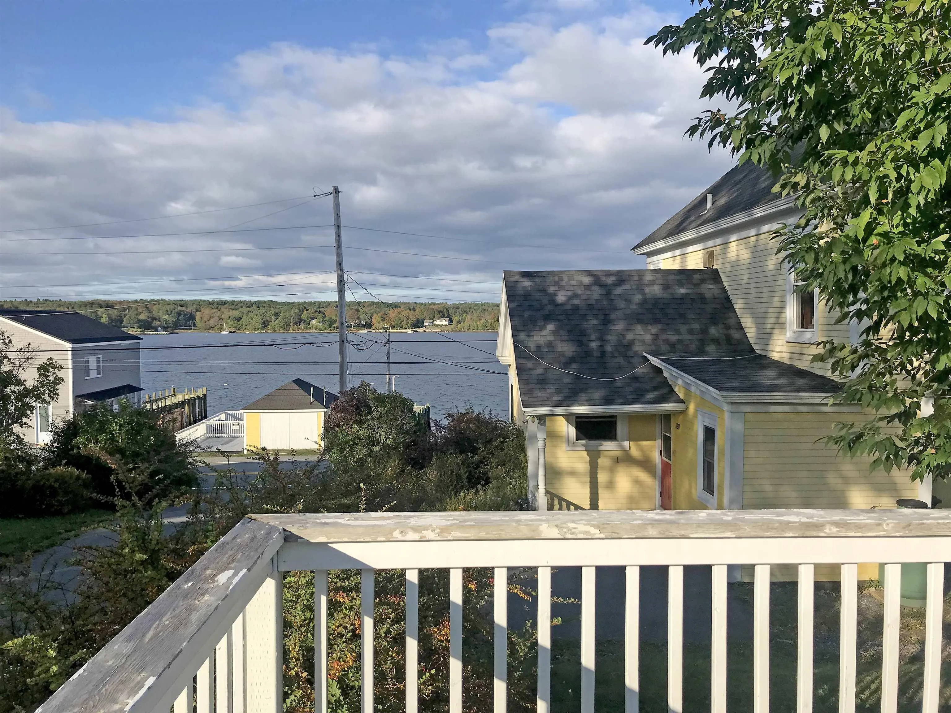 997 Main Street, Mahone Bay Ns B0j 2e0, 3 Bedrooms Bedrooms, ,2 BathroomsBathrooms,Residential,For Sale,Main,202503487