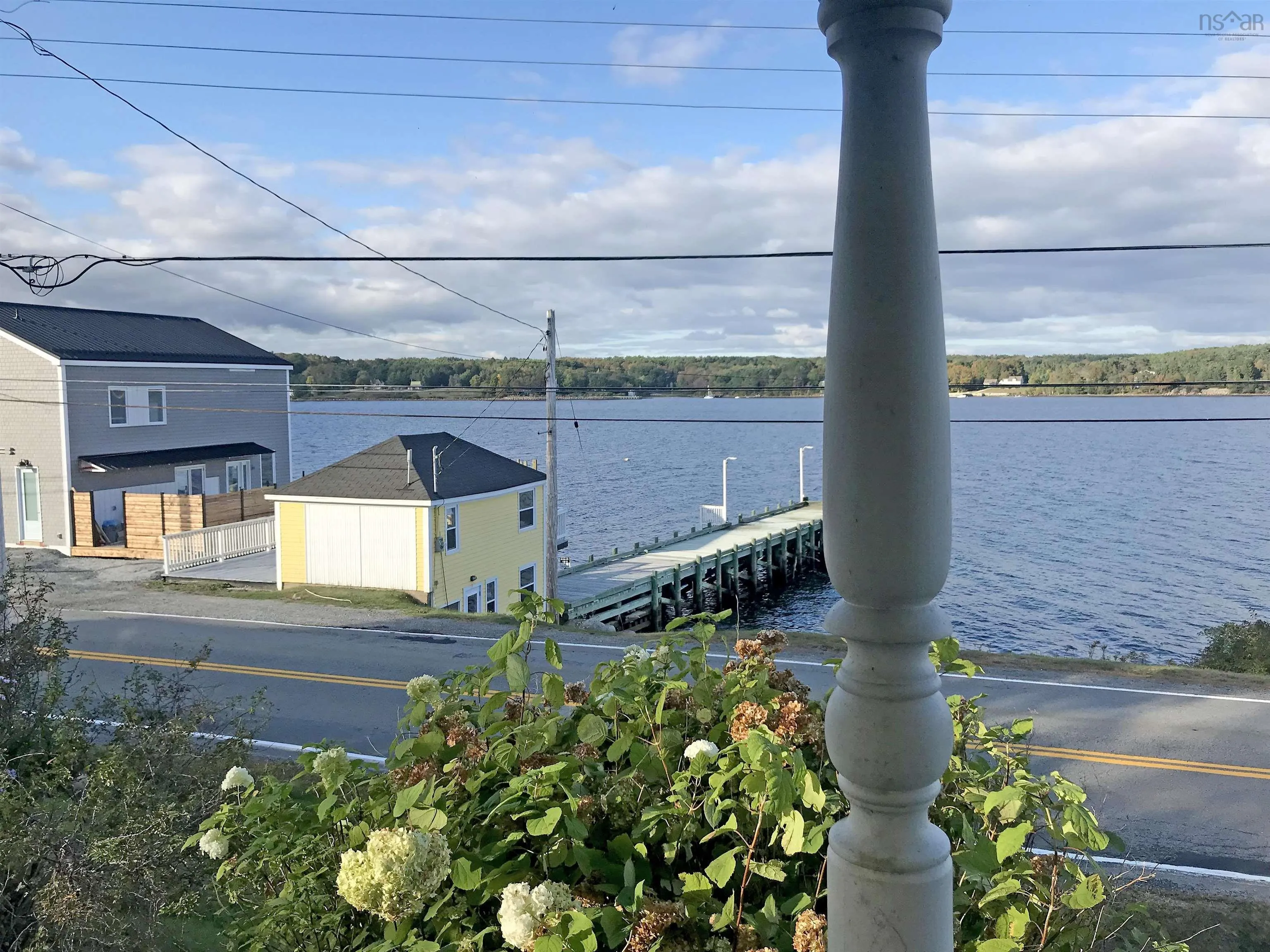 997 Main Street, Mahone Bay Ns B0j 2e0, 3 Bedrooms Bedrooms, ,2 BathroomsBathrooms,Residential,For Sale,Main,202503487