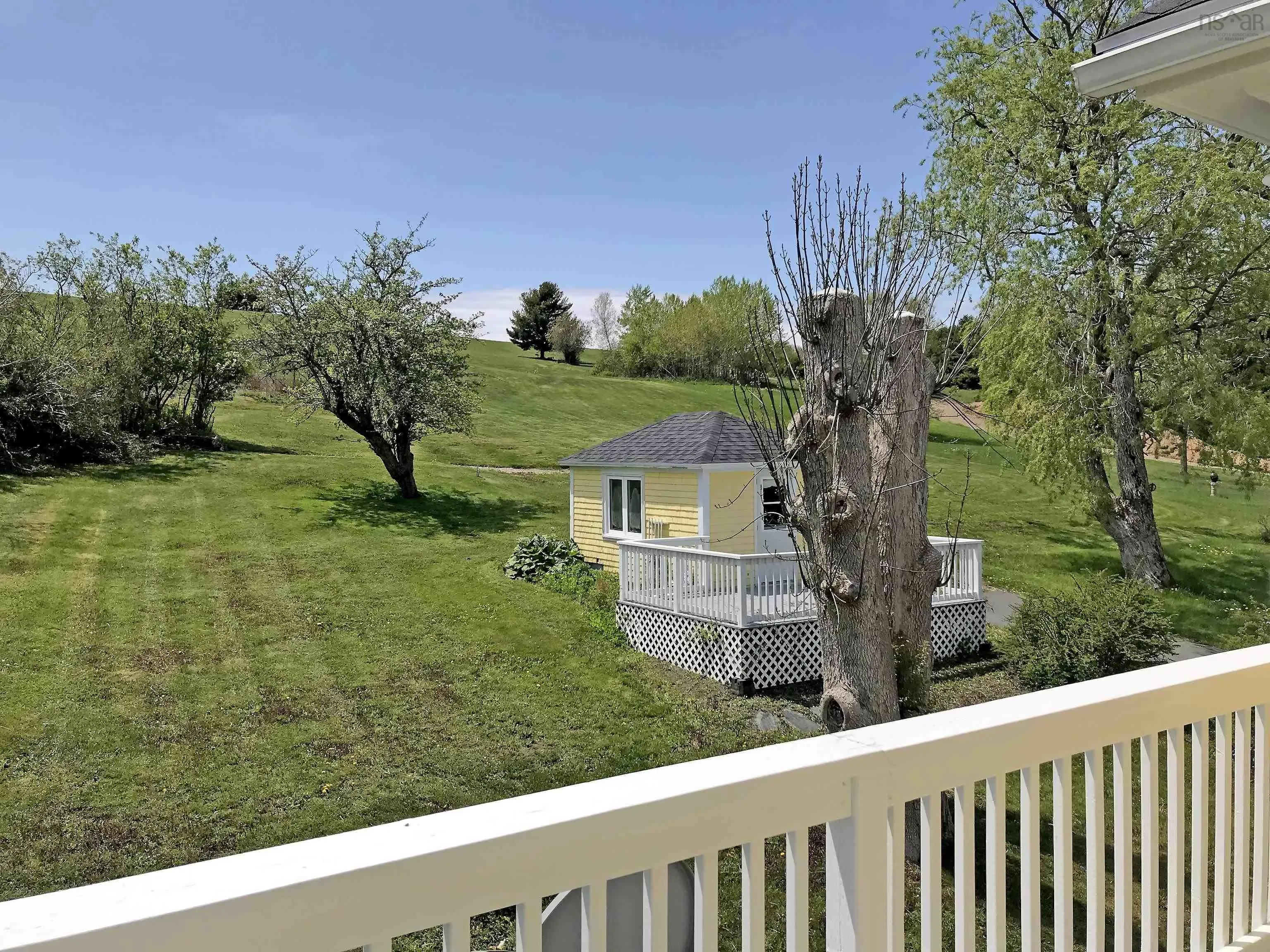 997 Main Street, Mahone Bay Ns B0j 2e0, 3 Bedrooms Bedrooms, ,2 BathroomsBathrooms,Residential,For Sale,Main,202503487