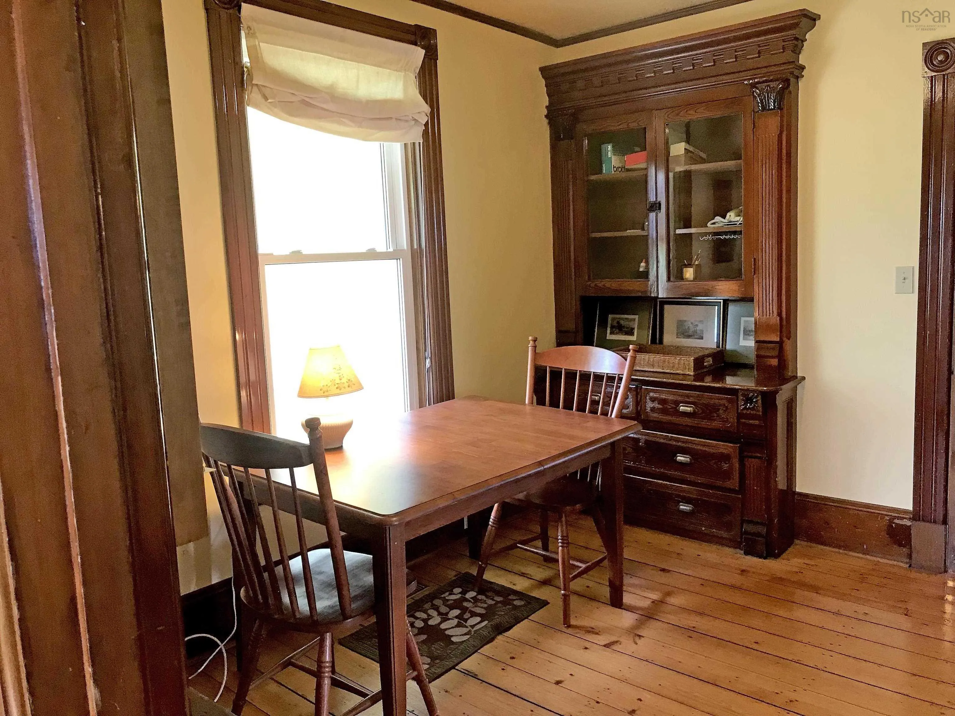 997 Main Street, Mahone Bay Ns B0j 2e0, 3 Bedrooms Bedrooms, ,2 BathroomsBathrooms,Residential,For Sale,Main,202503487