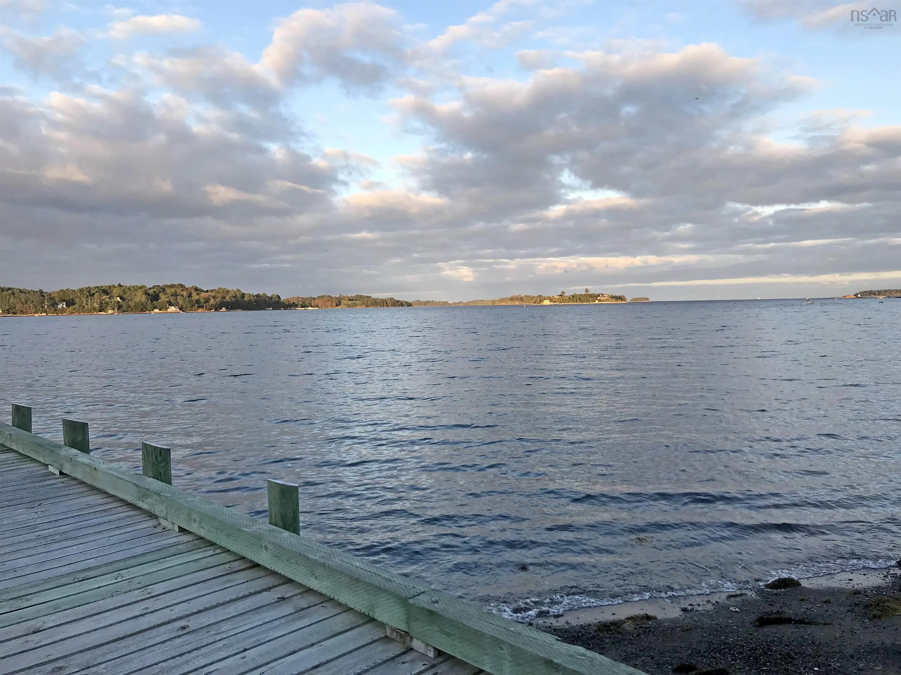 997 Main Street, Mahone Bay Ns B0j 2e0, 3 Bedrooms Bedrooms, ,2 BathroomsBathrooms,Residential,For Sale,Main,202503487