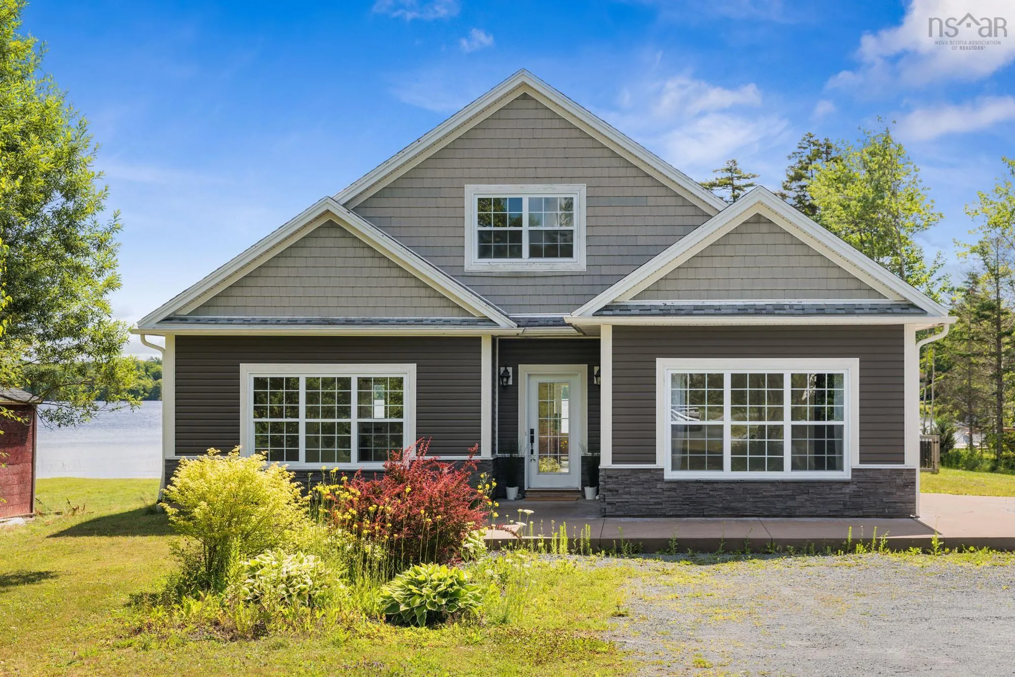 3 Pentz Lake Drive, Mount Uniacke, NS B0N 1Z0, 3 Bedrooms Bedrooms, ,3 BathroomsBathrooms,Residential,For Sale,Pentz Lake,202519028