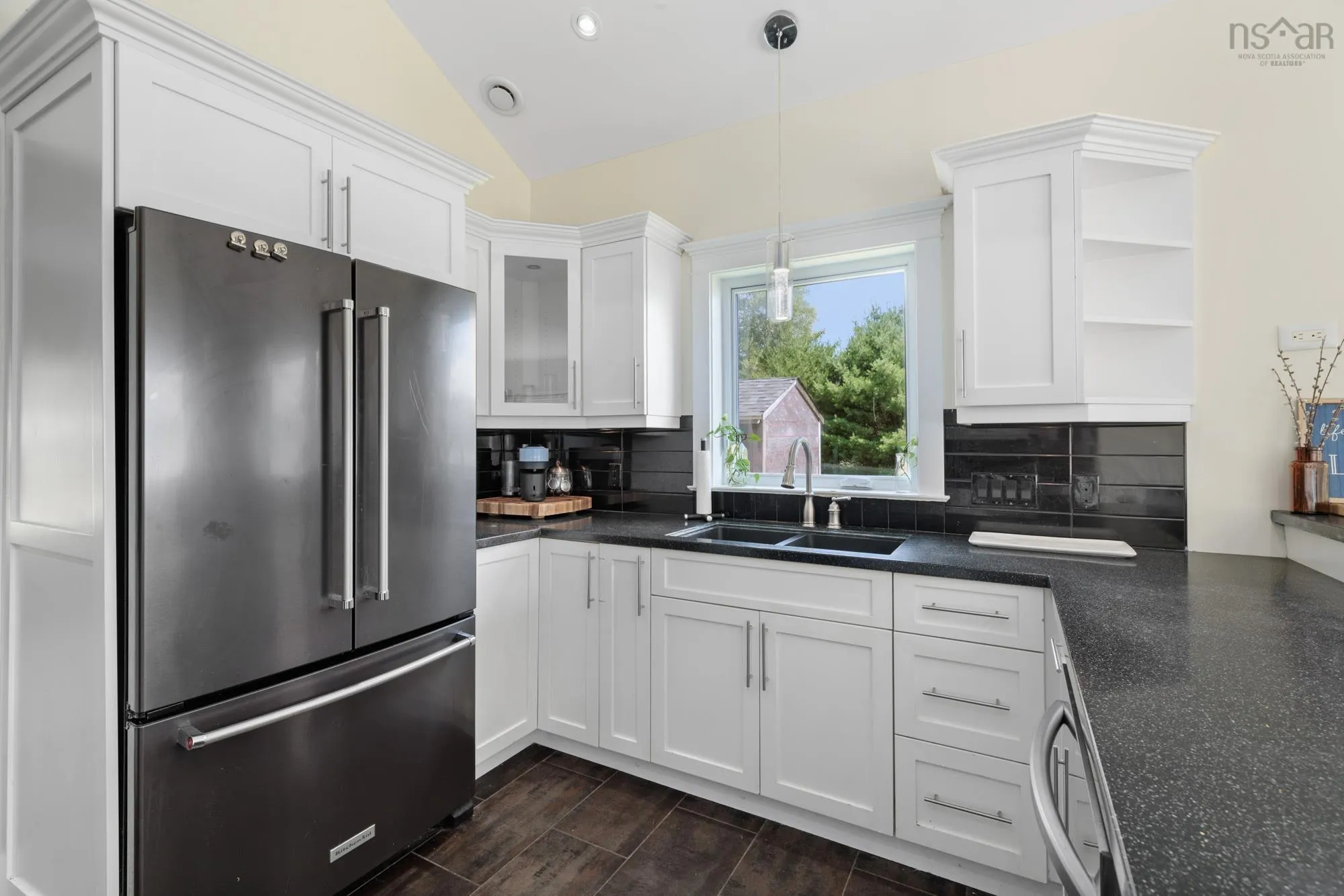 3 Pentz Lake Drive, Mount Uniacke, NS B0N 1Z0, 3 Bedrooms Bedrooms, ,3 BathroomsBathrooms,Residential,For Sale,Pentz Lake,202519028