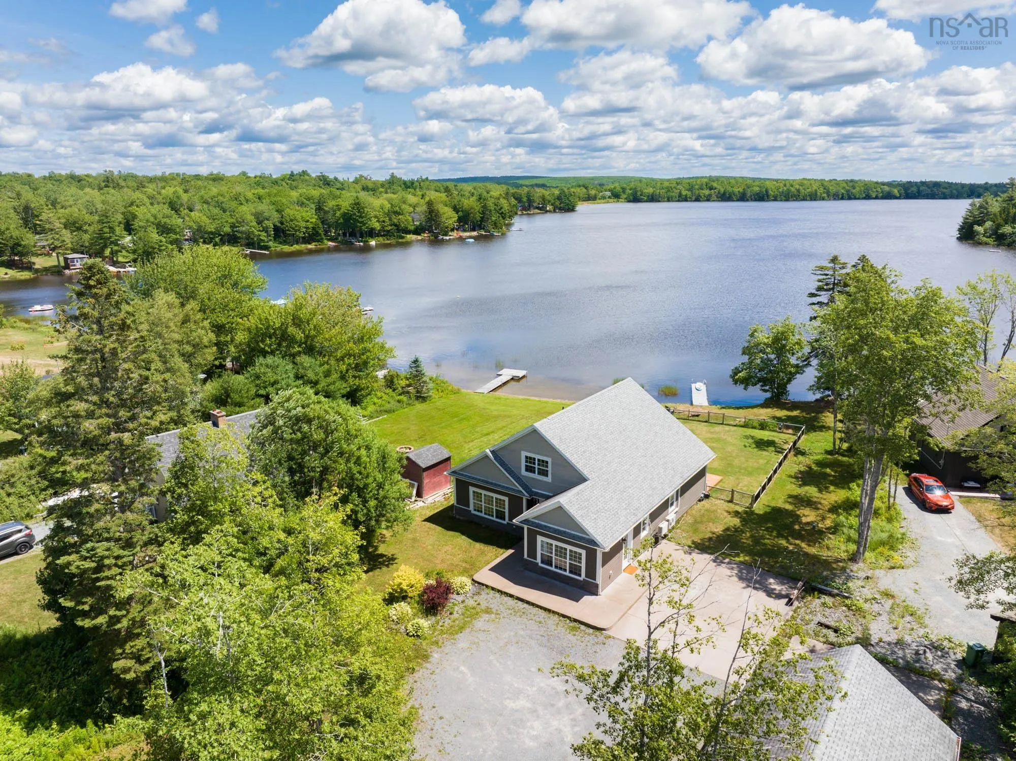 3 Pentz Lake Drive, Mount Uniacke, NS B0N 1Z0, 3 Bedrooms Bedrooms, ,3 BathroomsBathrooms,Residential,For Sale,Pentz Lake,202519028