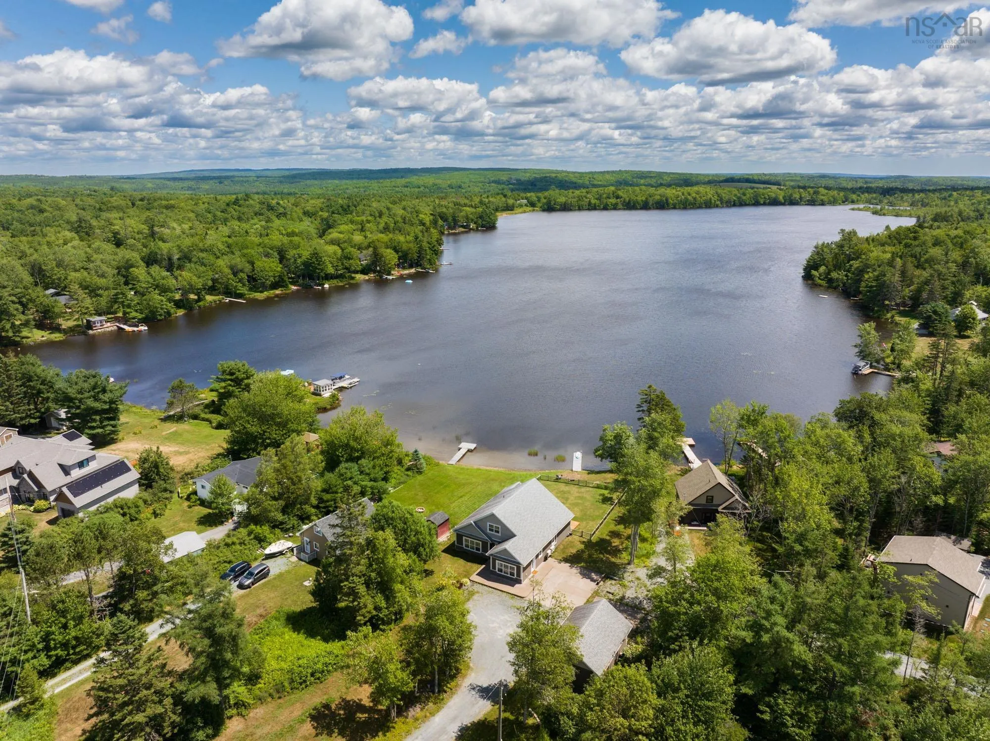 3 Pentz Lake Drive, Mount Uniacke, NS B0N 1Z0, 3 Bedrooms Bedrooms, ,3 BathroomsBathrooms,Residential,For Sale,Pentz Lake,202519028