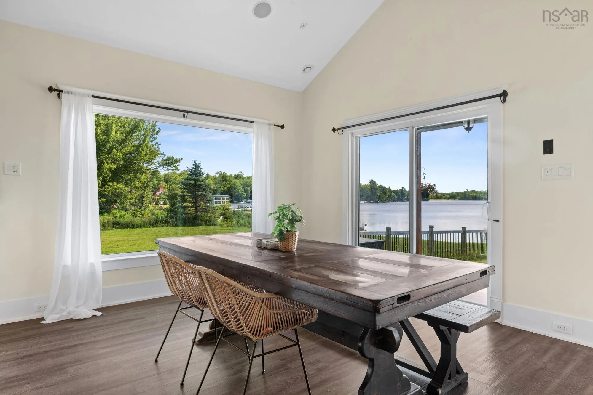 3 Pentz Lake Drive, Mount Uniacke, NS B0N 1Z0, 3 Bedrooms Bedrooms, ,3 BathroomsBathrooms,Residential,For Sale,Pentz Lake,202519028