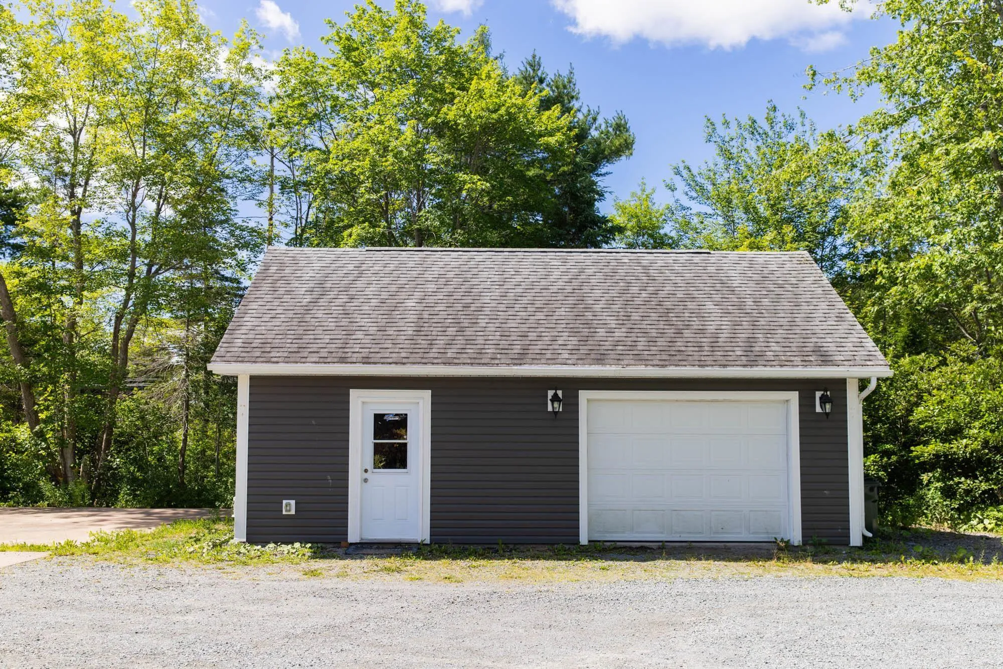 3 Pentz Lake Drive, Mount Uniacke, NS B0N 1Z0, 3 Bedrooms Bedrooms, ,3 BathroomsBathrooms,Residential,For Sale,Pentz Lake,202519028