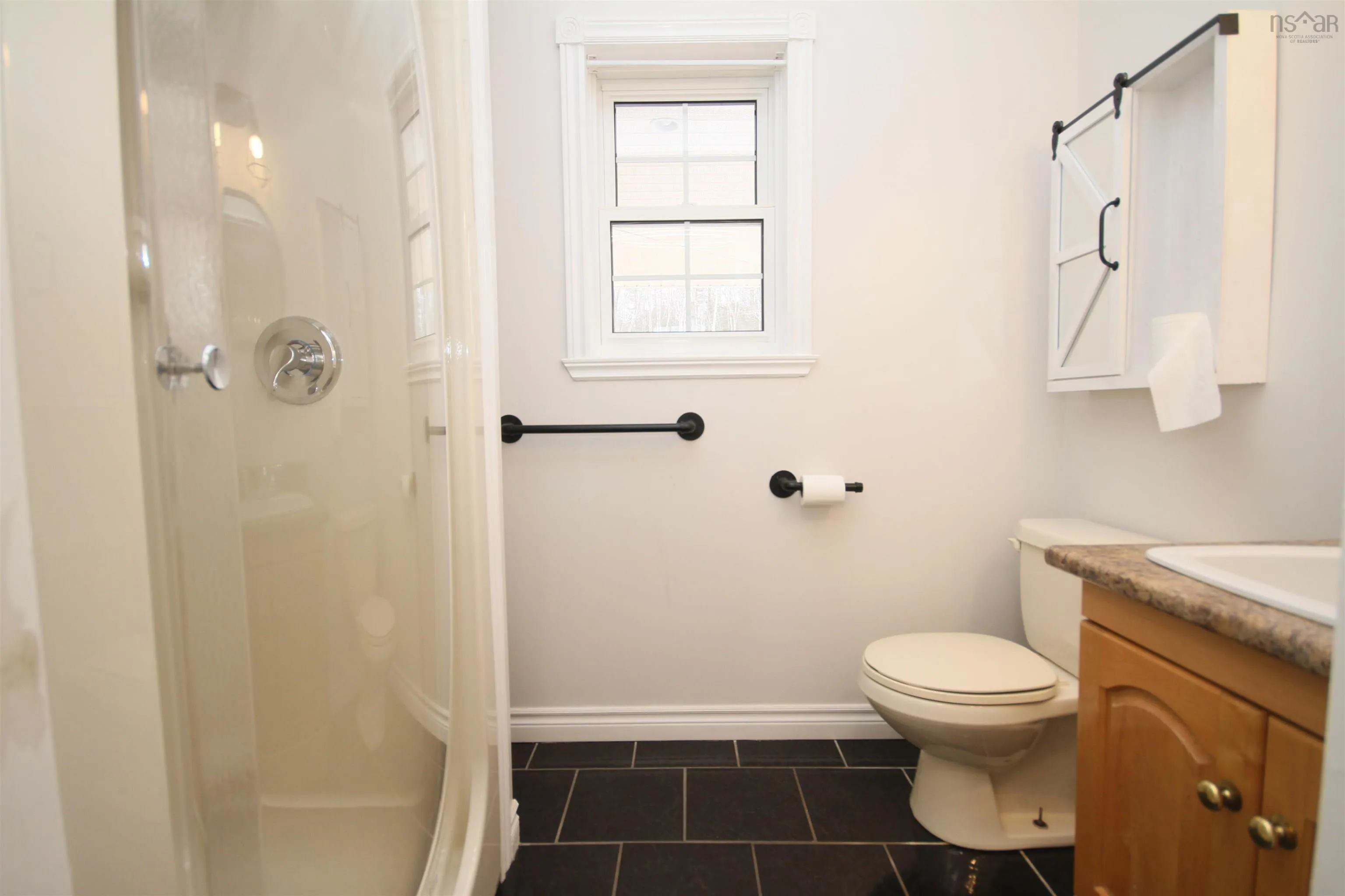 32 Bay Street, French Cove Ns B0e 3b0, 3 Bedrooms Bedrooms, ,3 BathroomsBathrooms,Residential,For Sale,Bay,202506768