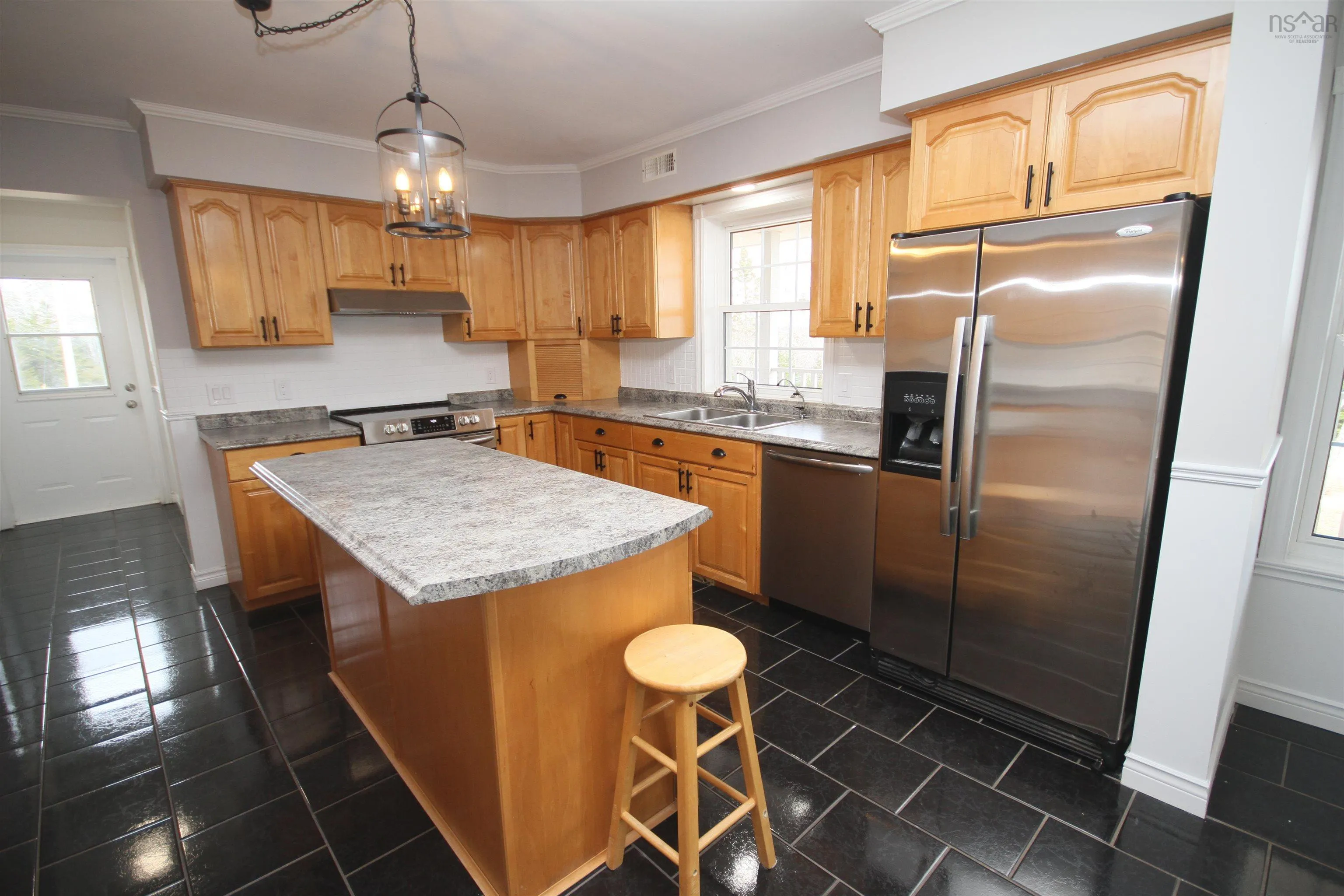 32 Bay Street, French Cove Ns B0e 3b0, 3 Bedrooms Bedrooms, ,3 BathroomsBathrooms,Residential,For Sale,Bay,202506768