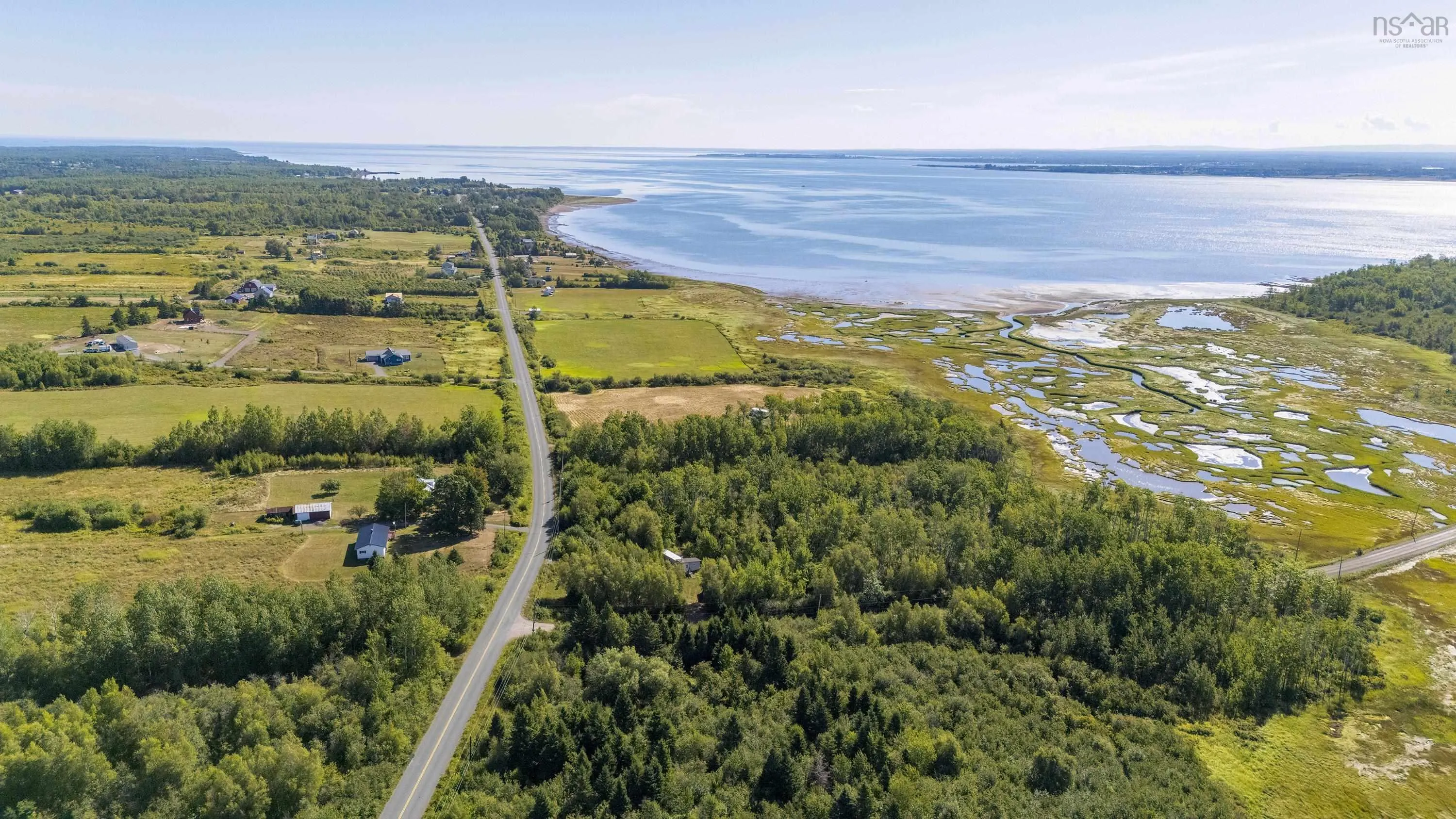 392 Island Road, Malagash, NS B0K 1E0, 2 Bedrooms Bedrooms, ,1 BathroomBathrooms,Residential,For Sale,Island,202522402