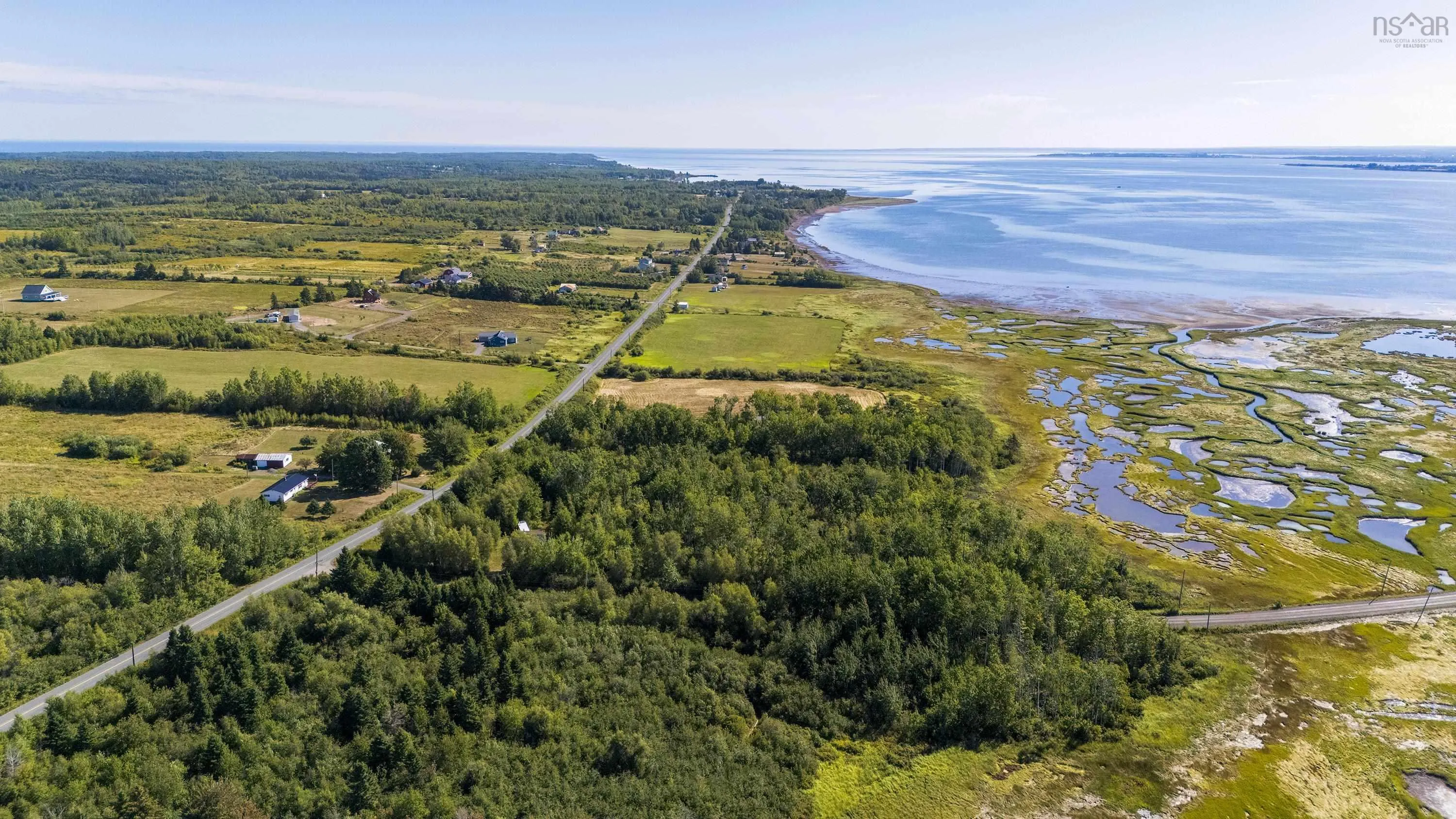 392 Island Road, Malagash, NS B0K 1E0, 2 Bedrooms Bedrooms, ,1 BathroomBathrooms,Residential,For Sale,Island,202522402
