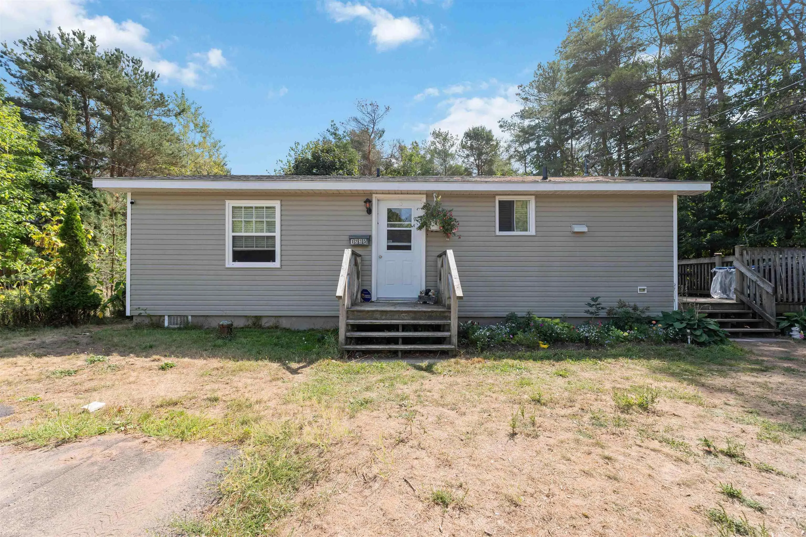 1235 Schofield Road, North Kentville, NS B4N 2X3, 3 Bedrooms Bedrooms, ,1 BathroomBathrooms,Residential,For Sale,Schofield,202522483
