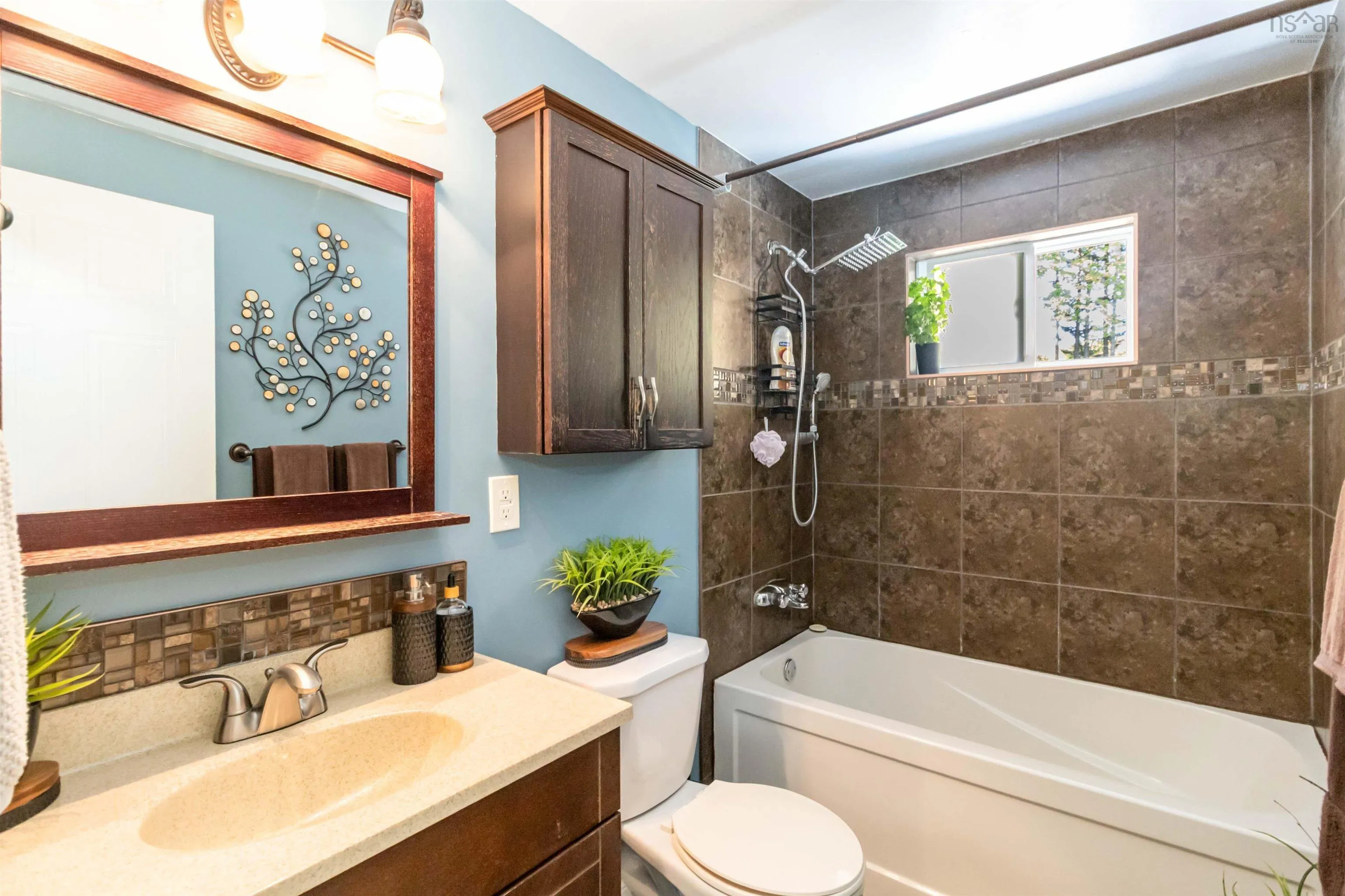 20 Glenalva Court, Dartmouth, NS B2W 4P5, 3 Bedrooms Bedrooms, ,2 BathroomsBathrooms,Residential,For Sale,Glenalva,202524662