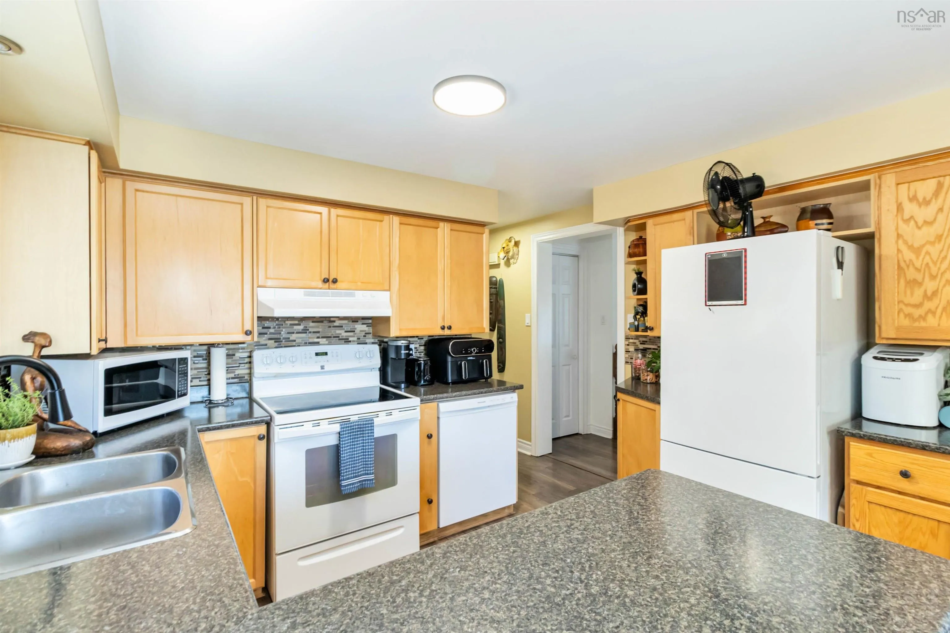 20 Glenalva Court, Dartmouth, NS B2W 4P5, 3 Bedrooms Bedrooms, ,2 BathroomsBathrooms,Residential,For Sale,Glenalva,202524662