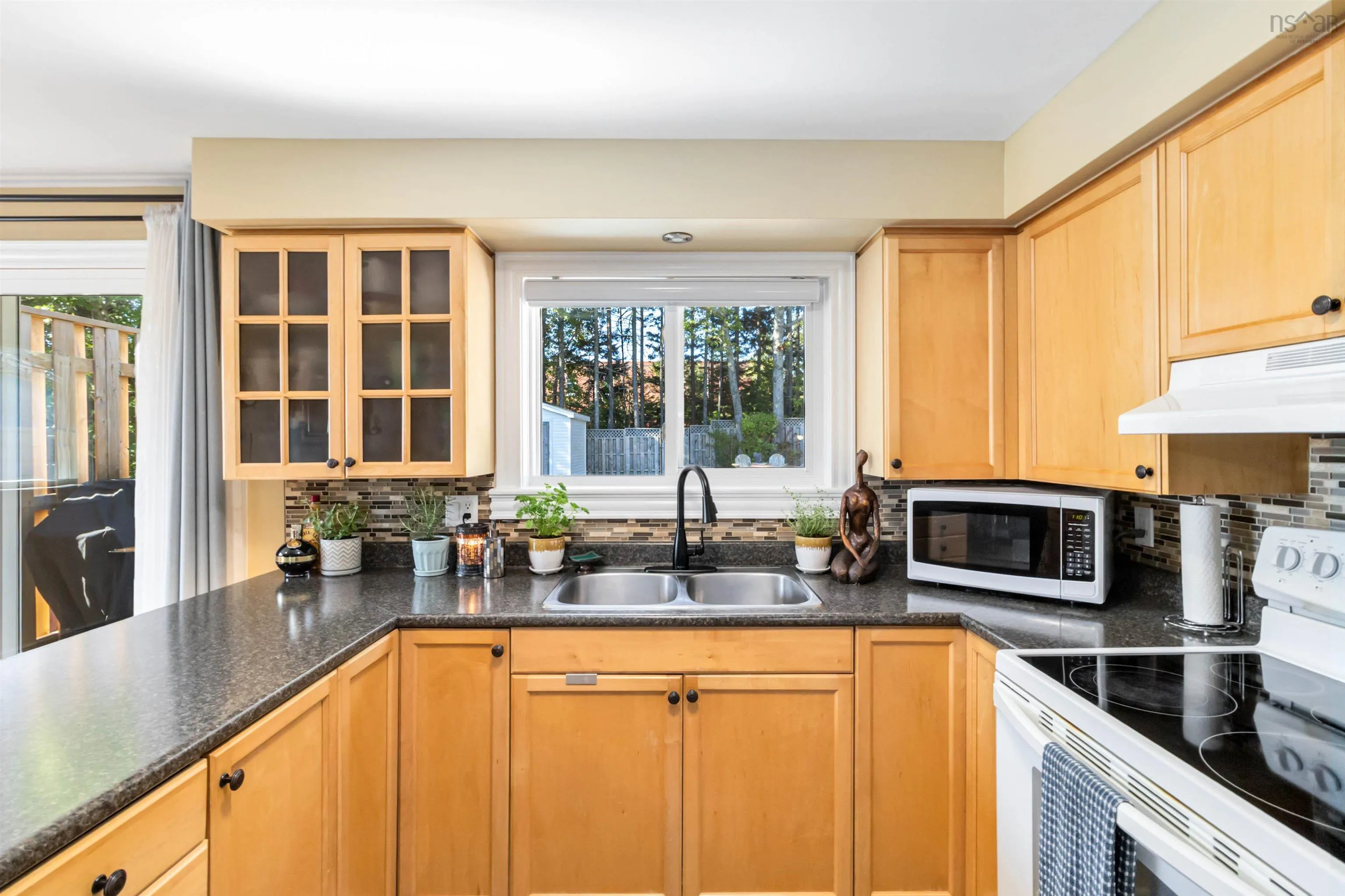 20 Glenalva Court, Dartmouth, NS B2W 4P5, 3 Bedrooms Bedrooms, ,2 BathroomsBathrooms,Residential,For Sale,Glenalva,202524662