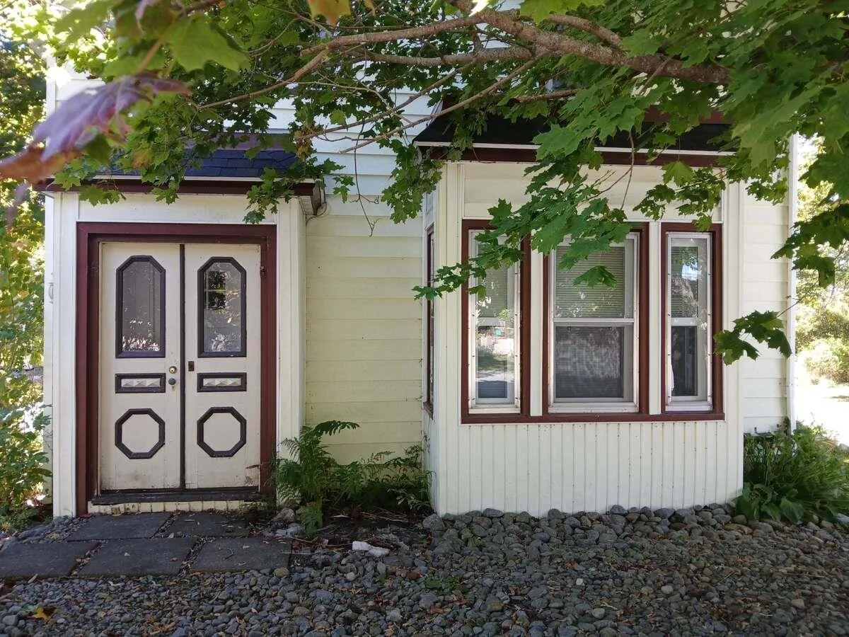 3 Breakwater Lane, Brooklyn, NS B0J 1H0, 5 Bedrooms Bedrooms, ,3 BathroomsBathrooms,Residential,For Sale,Breakwater,202525527