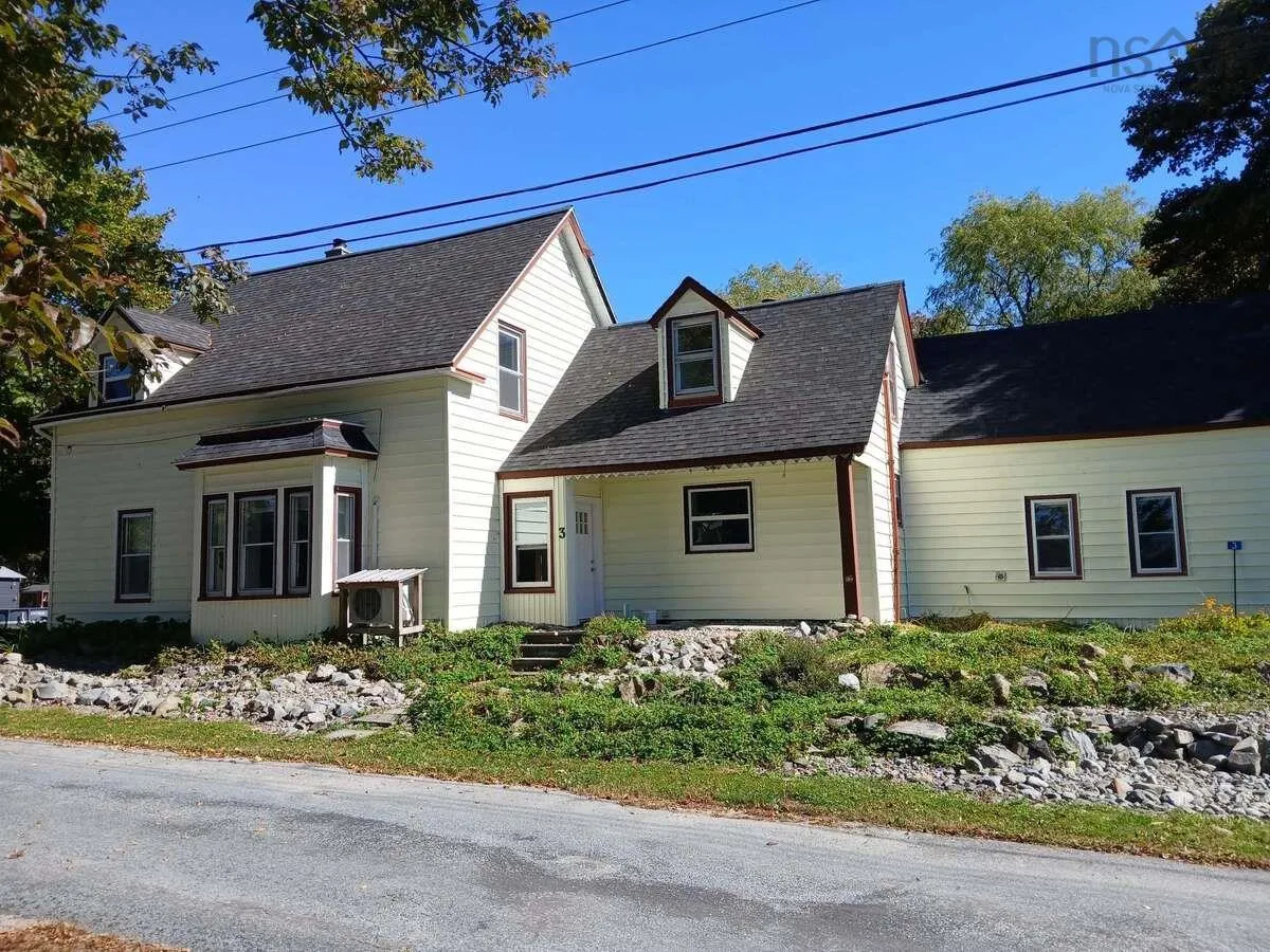 3 Breakwater Lane, Brooklyn, NS B0J 1H0, 5 Bedrooms Bedrooms, ,3 BathroomsBathrooms,Residential,For Sale,Breakwater,202525527