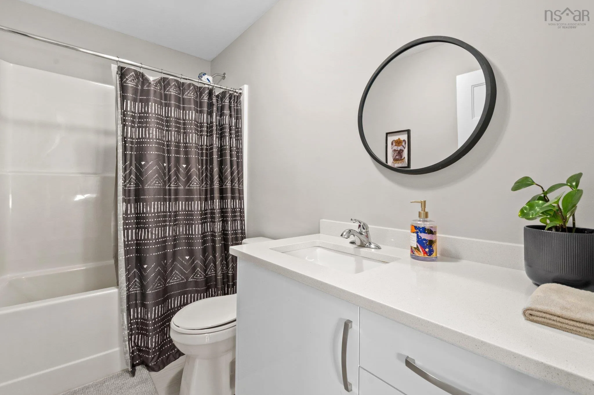 10 Midnight Run, Middle Sackville Ns B4e 0s2, 4 Bedrooms Bedrooms, ,4 BathroomsBathrooms,Residential,For Sale,Midnight,202509015