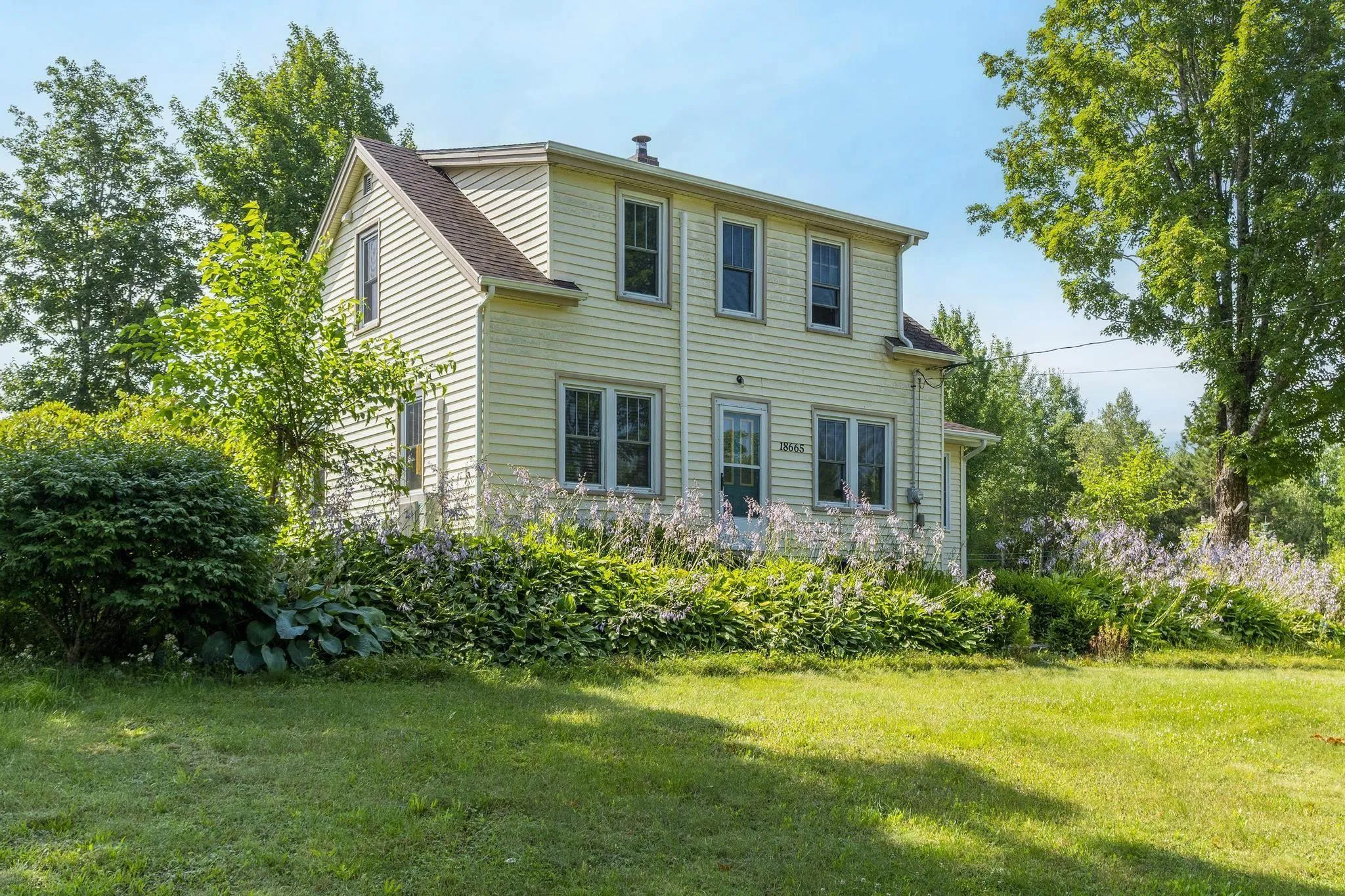 18665 Highway 103, Middlewood, NS B4V 6L8, 3 Bedrooms Bedrooms, ,2 BathroomsBathrooms,Residential,For Sale,Highway 103,202519246