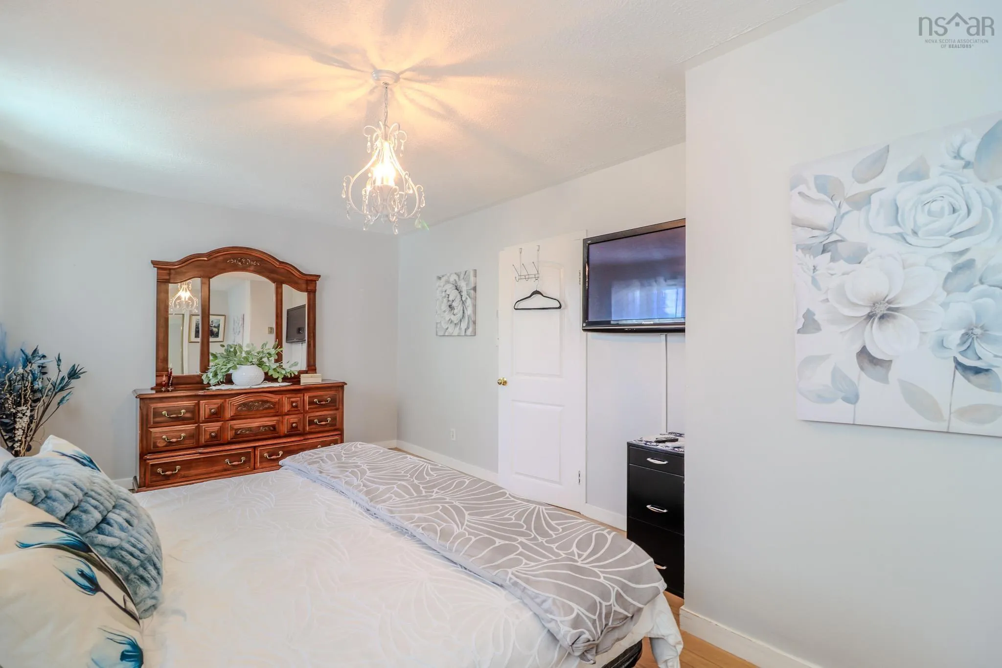 35 Campbell Street, North Sydney, NS B2A 2C6, 2 Bedrooms Bedrooms, ,2 BathroomsBathrooms,Residential,For Sale,Campbell,202521880
